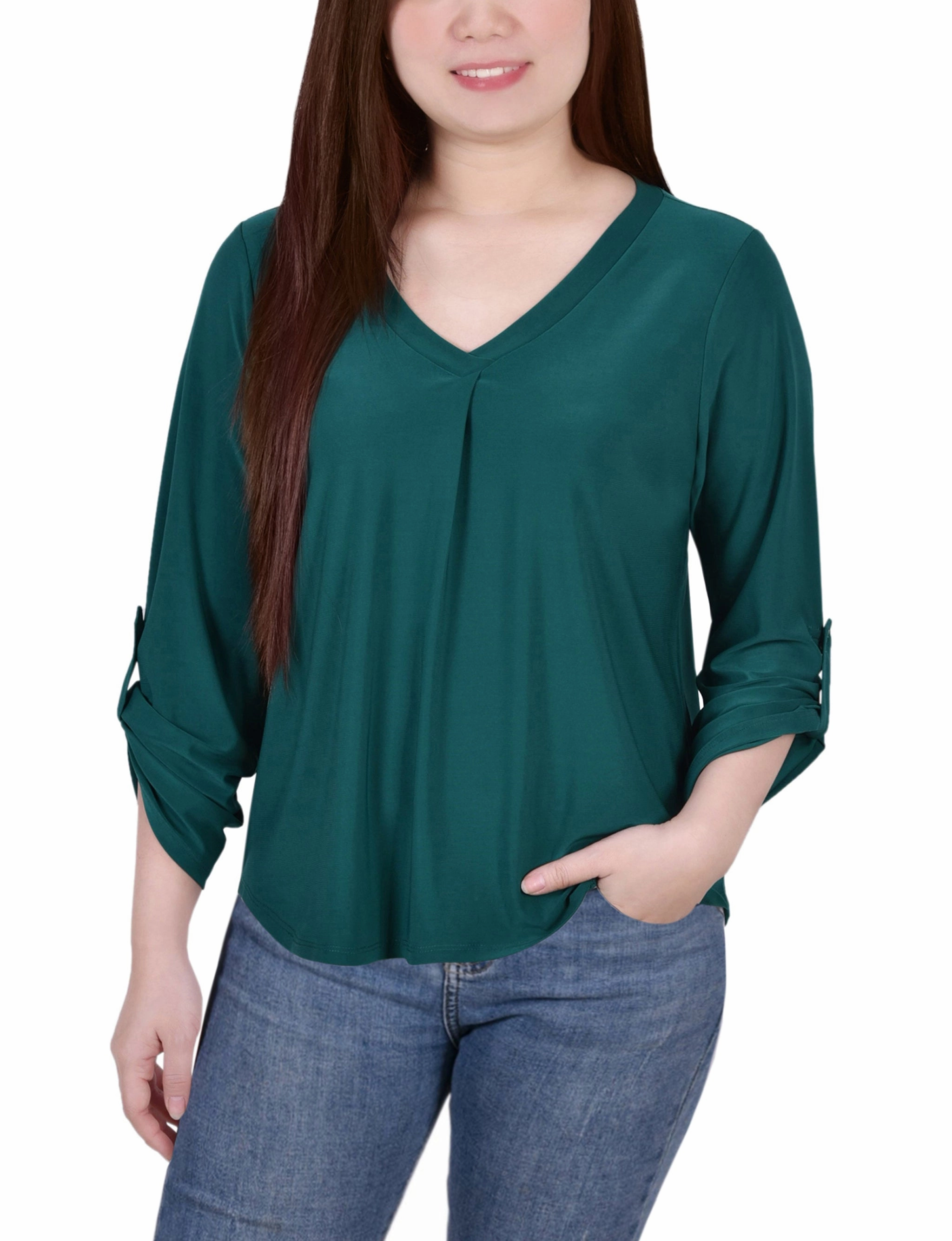 3/4 Sleeve V Neck Top Sustainable Manufacturing Raglan Sleeve