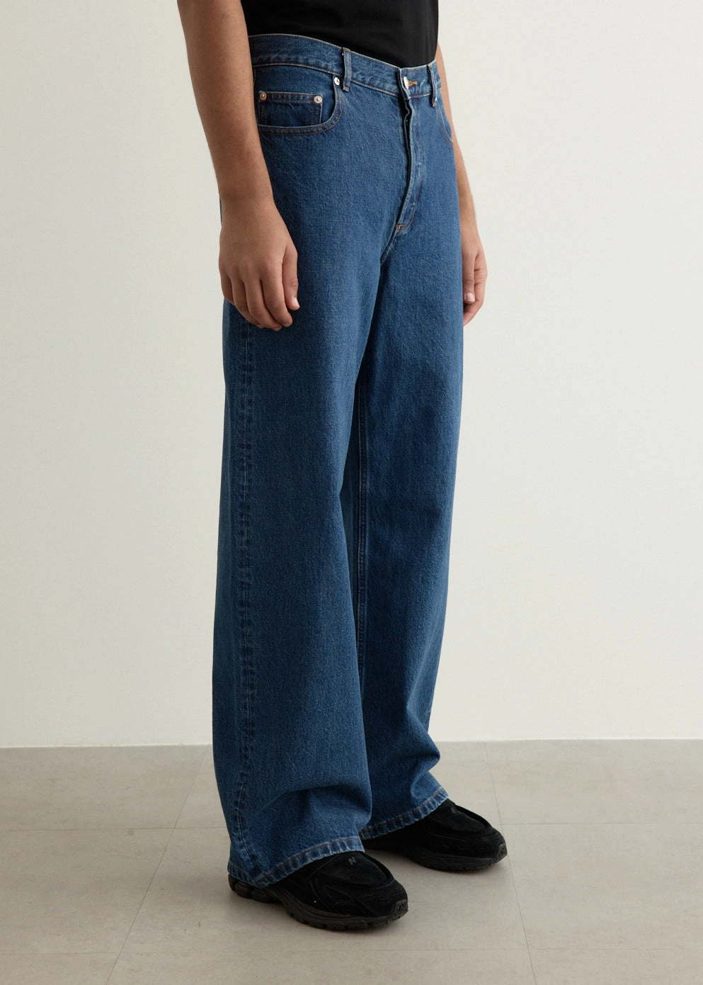 Colorfast Denim Daily Casual Aaron Jeans Fit Focus