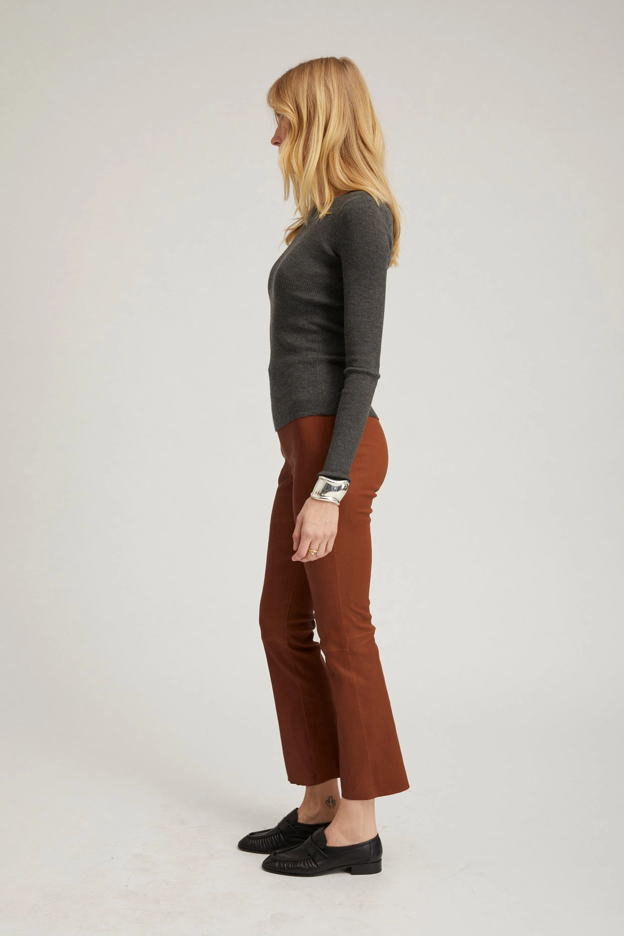 Acorn Leather Ankle Flare Dynamic Fit Trend Seeker Lightweight Material
