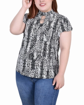 FlexibleNeckline Hidden Storage Pocket Plus Size Short Flutter Sleeve Mock Neck Top