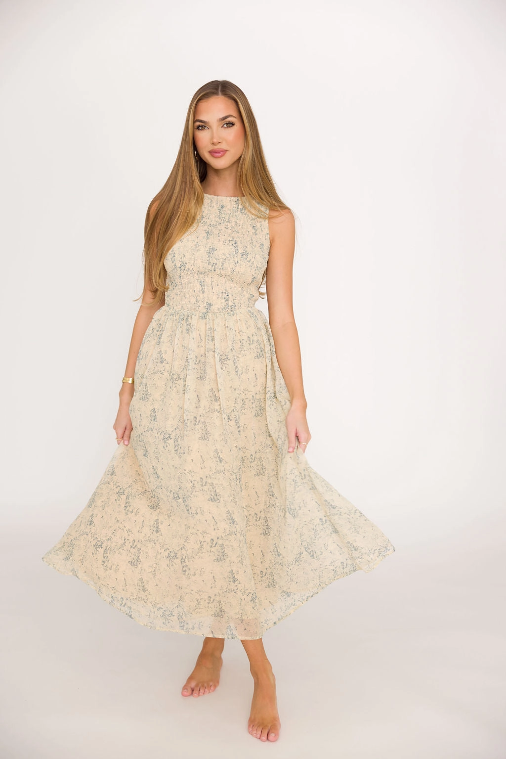 Alaina Floral Print Smocked Midi Dress in Blue Multi * Final-Sale * Sleek and Sleek Flattering Look Wear