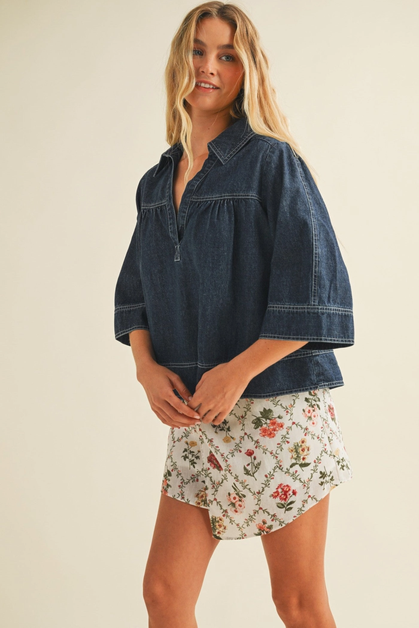 ALLIE DENIM SWING TOP Spring Mood Bold