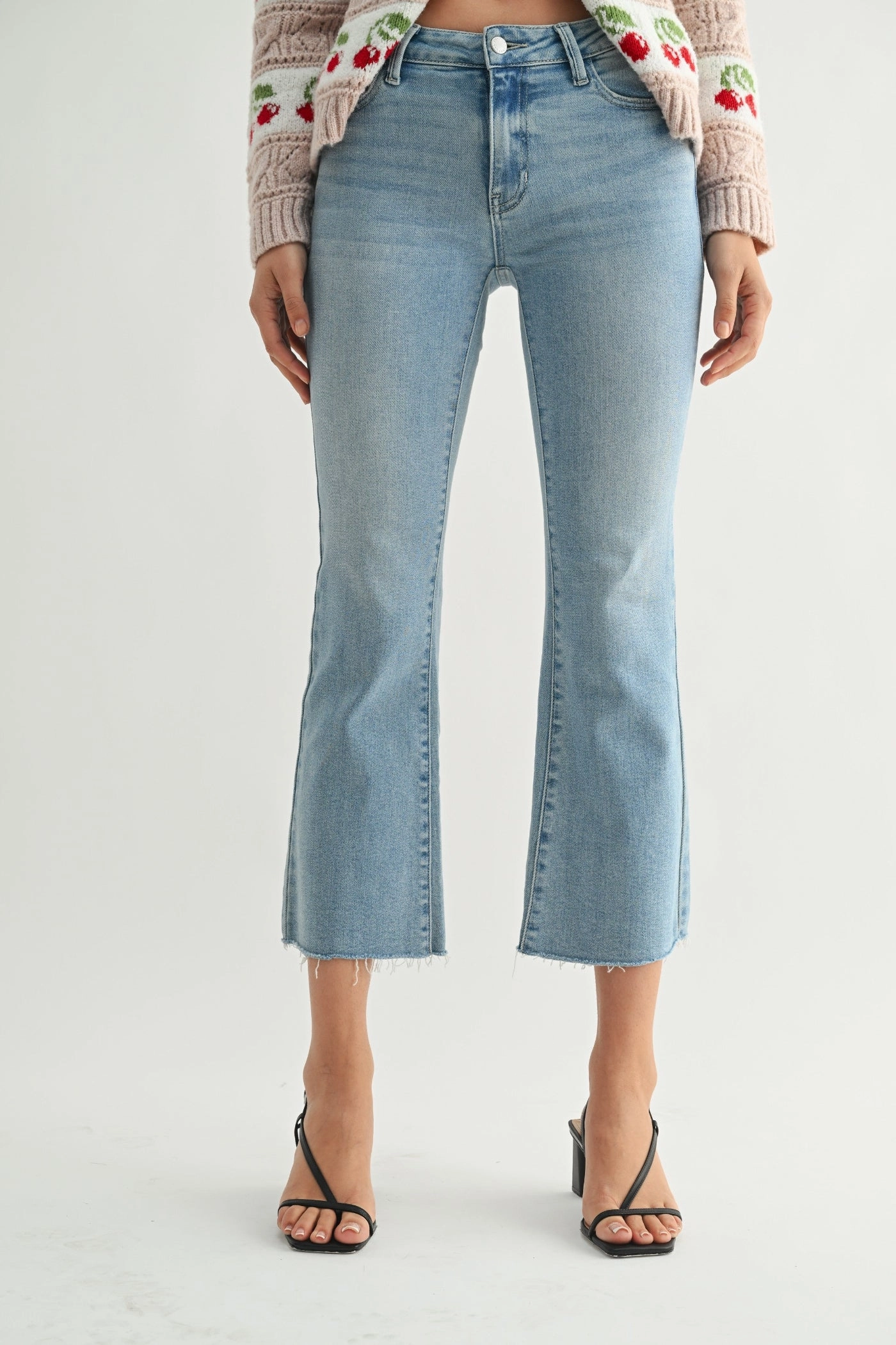 Street Approved Trendy Look ANNA LOW RISE JEANS