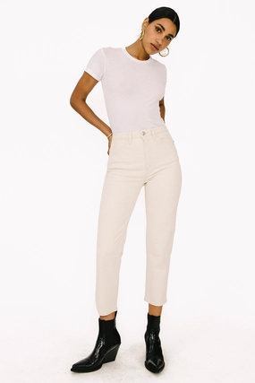 FadeResistantTechnology NonIrritatingSeams Earhart Tapered Straight Leg Denim