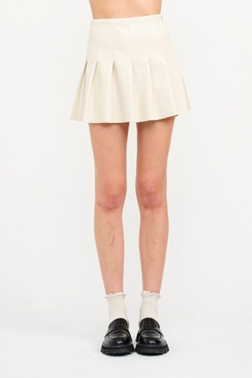 ARIA PLEATED MINI SKIRT Functional Fashion Figure Flattering