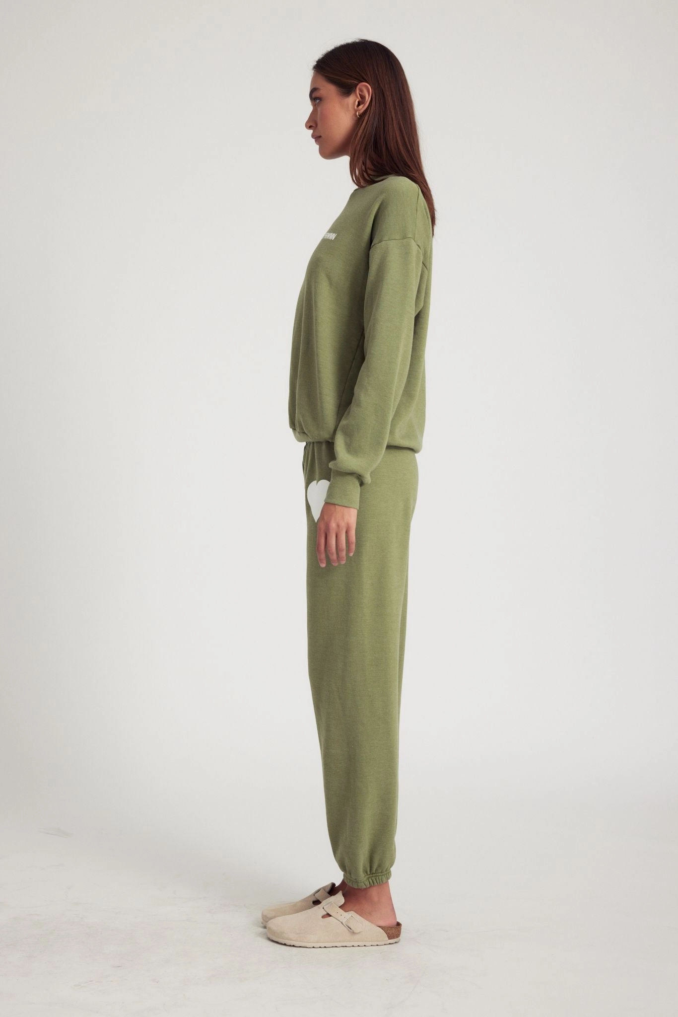 FadeResistantTechnology Soft Texture Artichoke Logo Sweatshirt