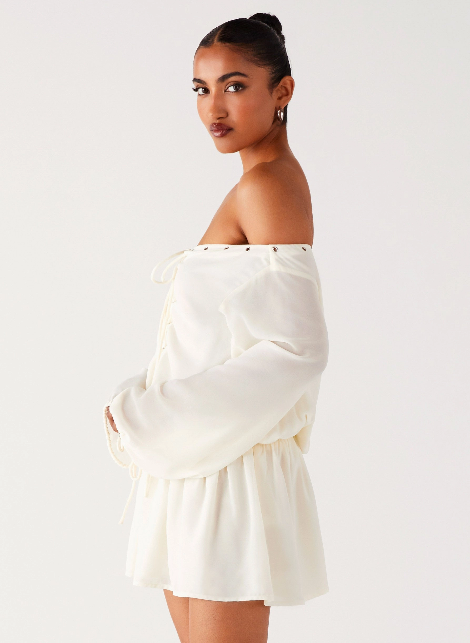 Astaria Mini Dress - Ivory Stylish Look
