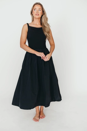 ASTR Dress *Final-Sale* Luxe Fabric Feminine Movement