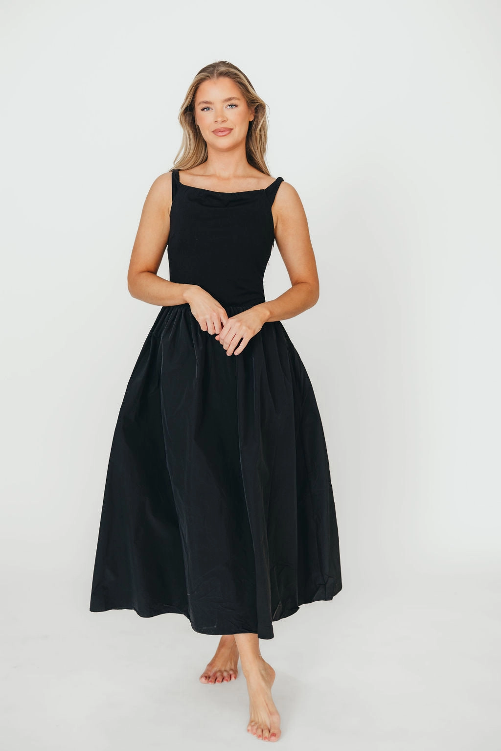 ASTR Dress *Final-Sale* Evening Vibe