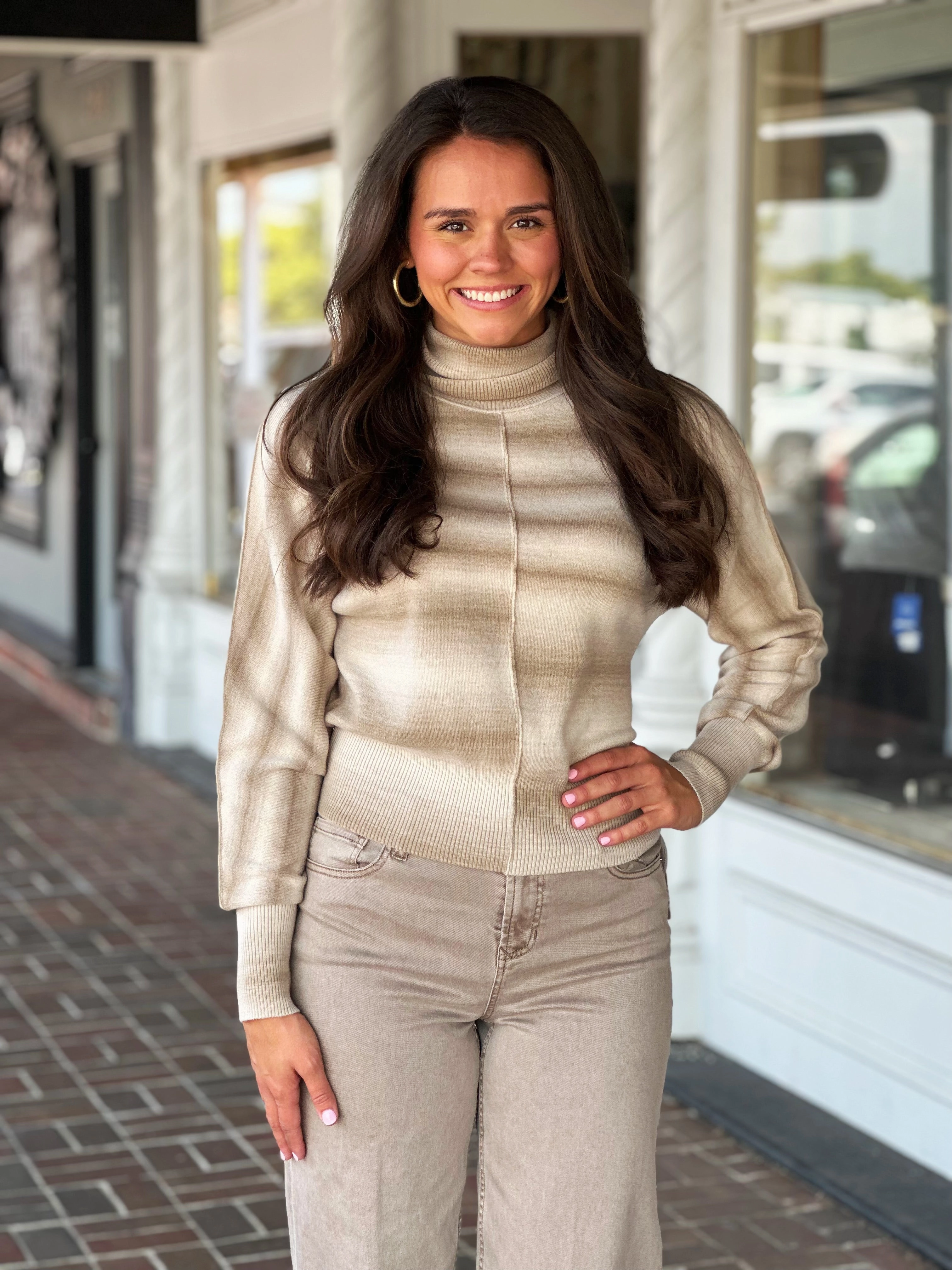 DoubleLayered Neckline Classic Hoodie Kerisma Pilar Turtleneck in Beige Ombre