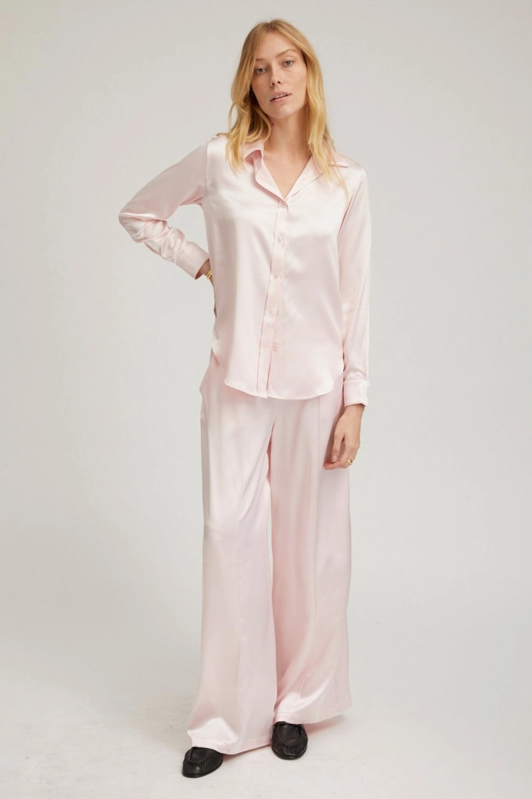 Sporty Comfort Wear Ballet Silk Wide Leg Pintuck Pants