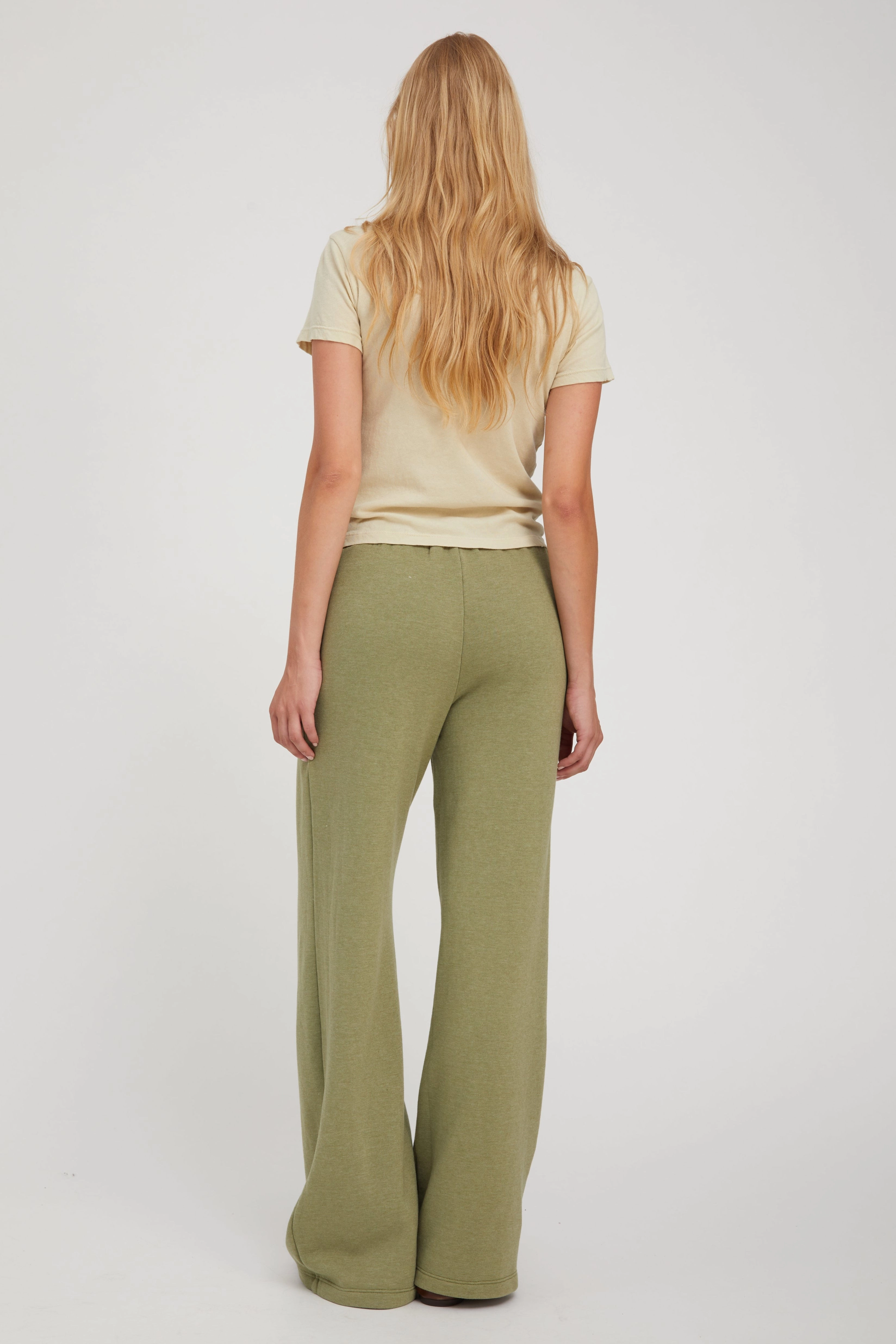 Basil Baggy Sweatpants NonIrritating Seams Slim Fit Design