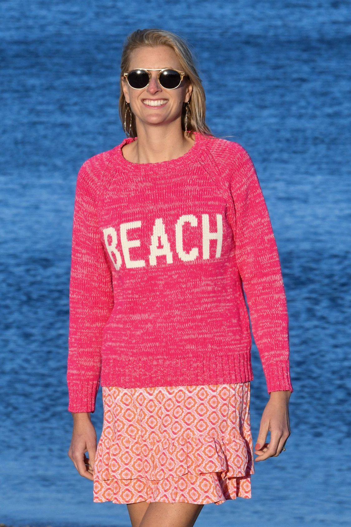Heat Regulating Fabric Beach Sweater / Pink White