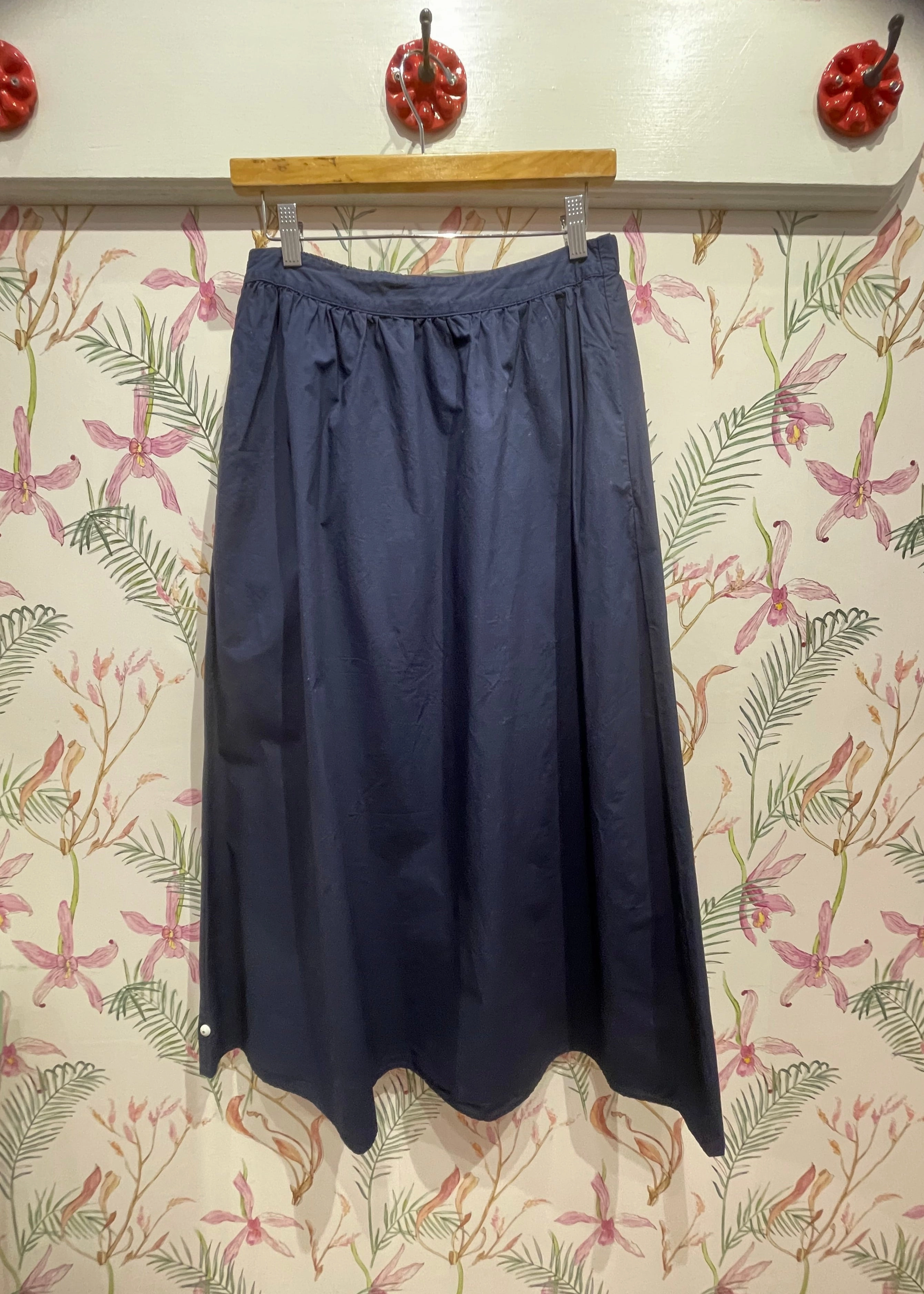 Bella Skirt in Aztec Draped Silhouette No Ride Up