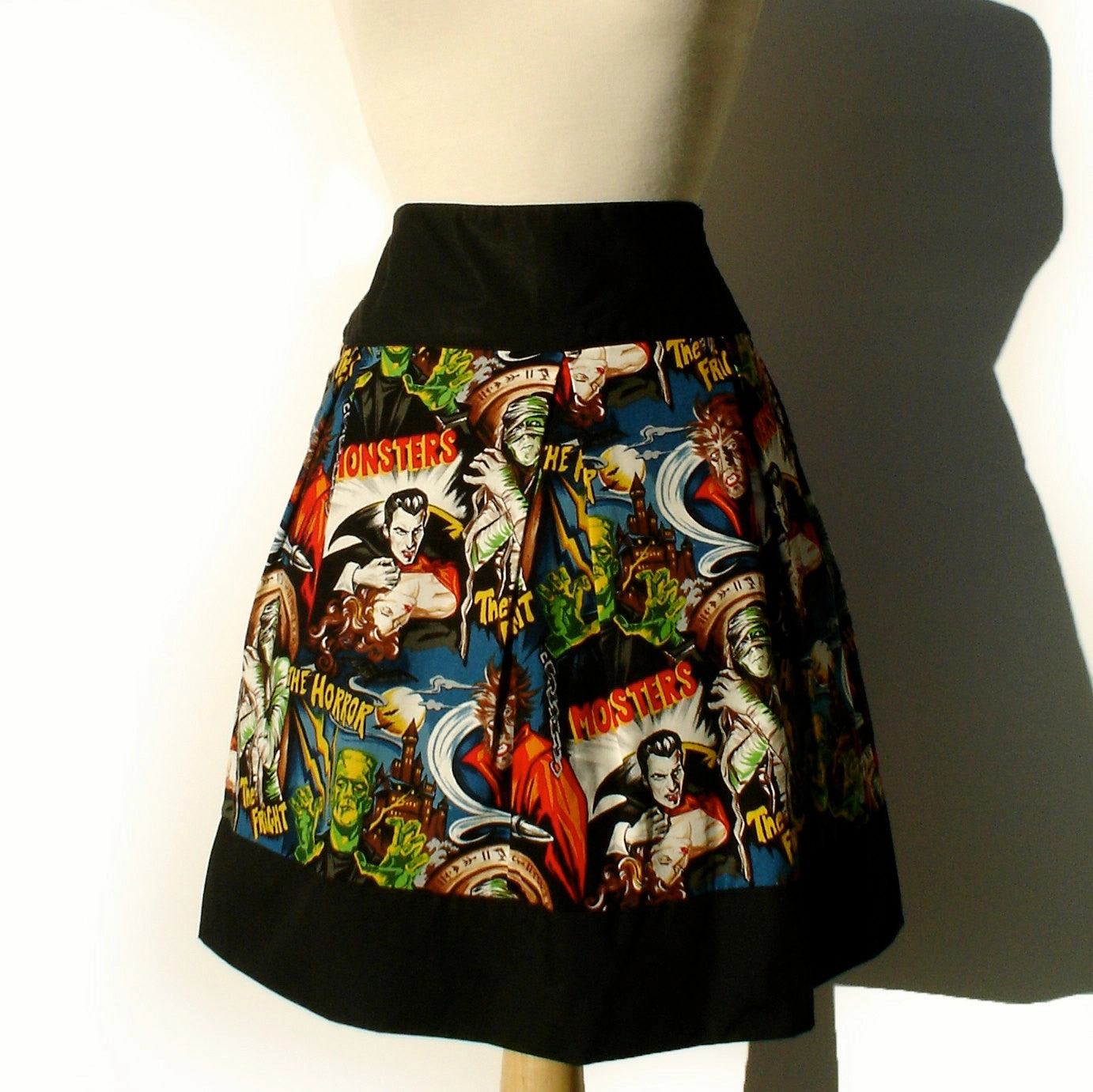 Fresh Texture Cruise Attire Retro Horror Movie Hollywood Monsters Vintage Inspired Skirt #S-RS712