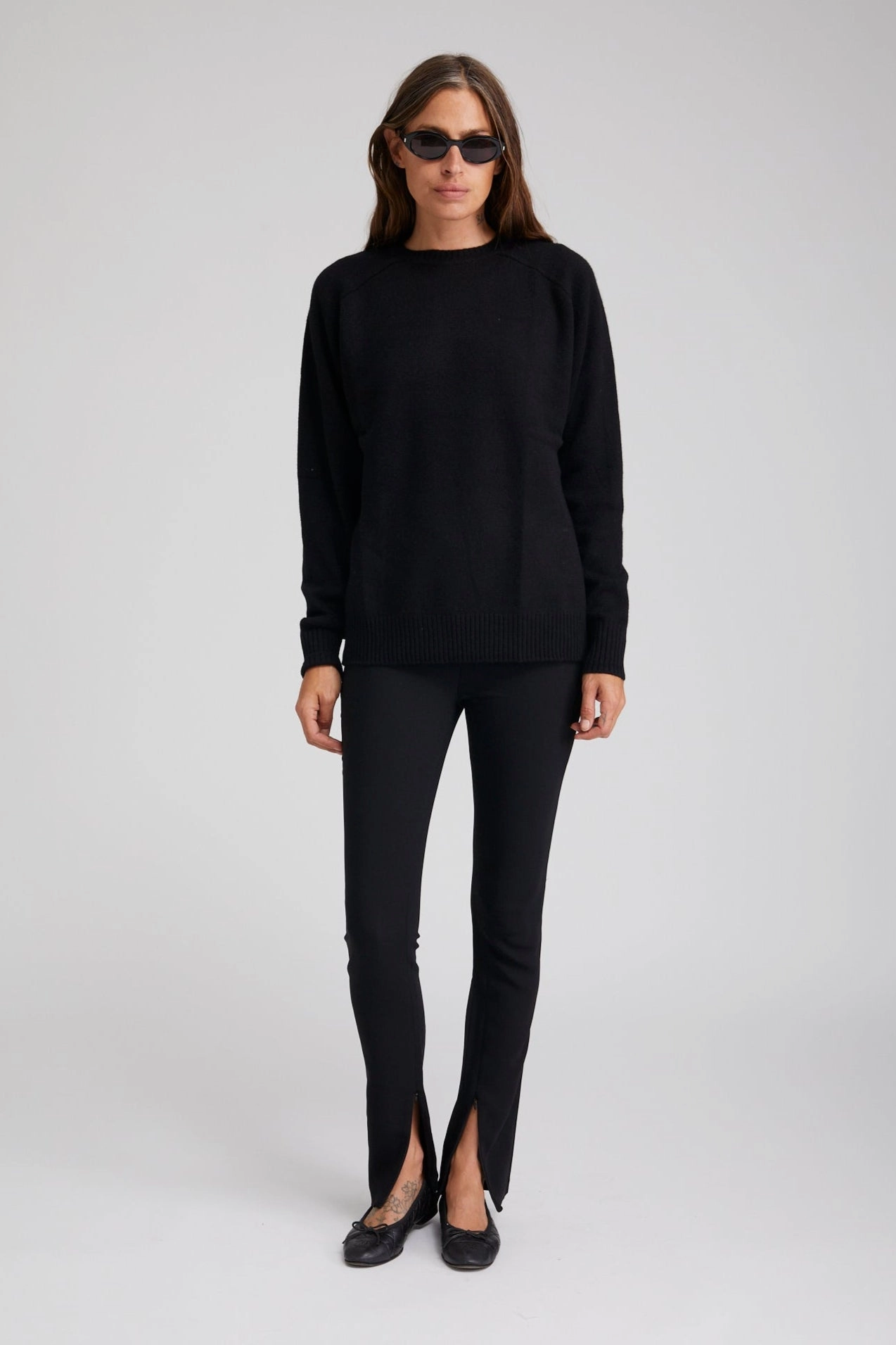 Stretch Fit Wear Black Crepe Ankle Zipper Pants