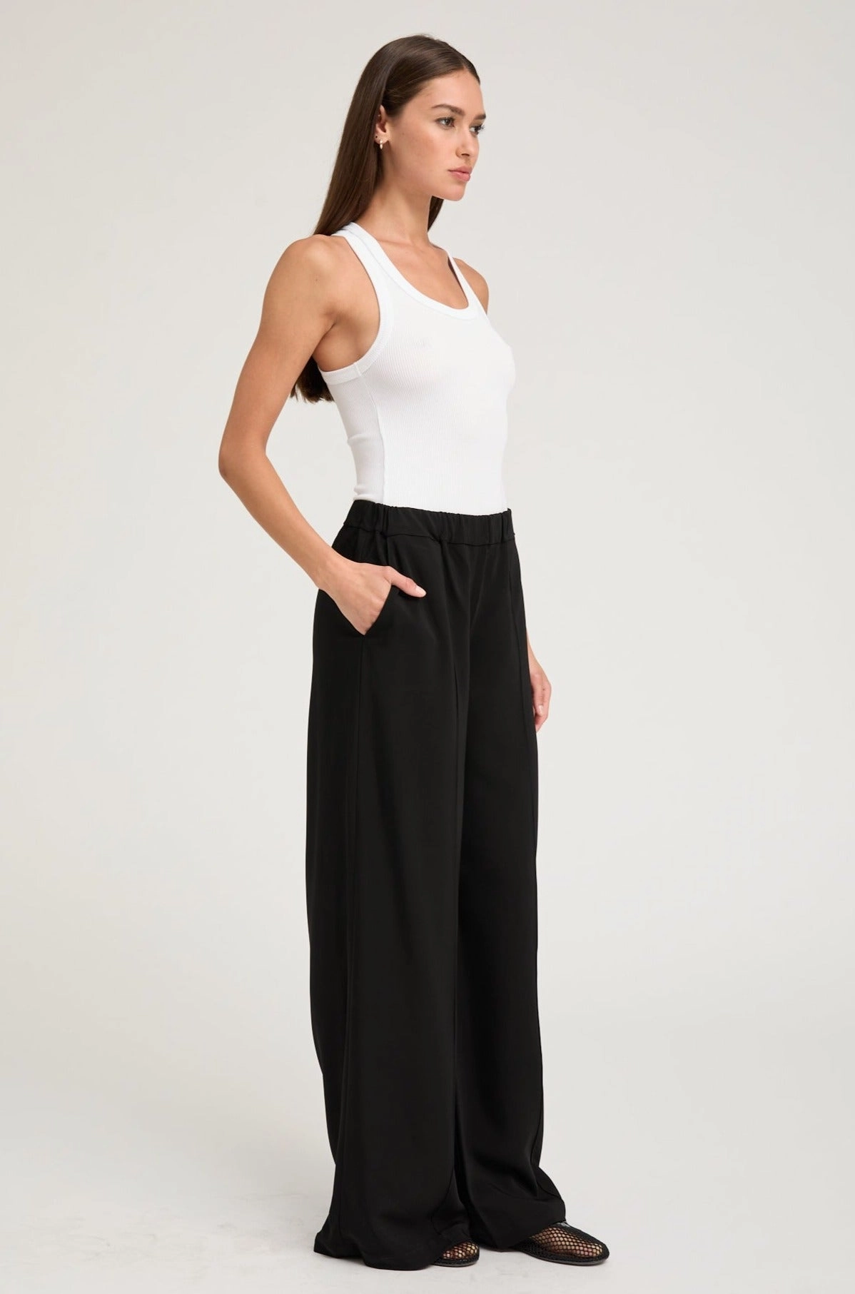 Sporty Design Outdoor Lifestyle Black Crepe Wide Leg Pintuck Trousers