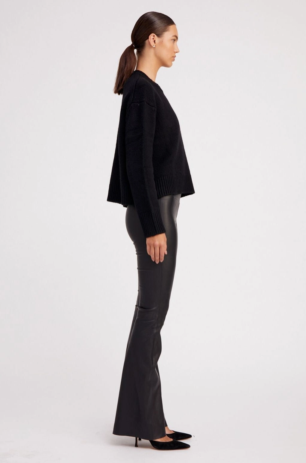 Black Leather Super Flare Cold Fit No Shrink Material