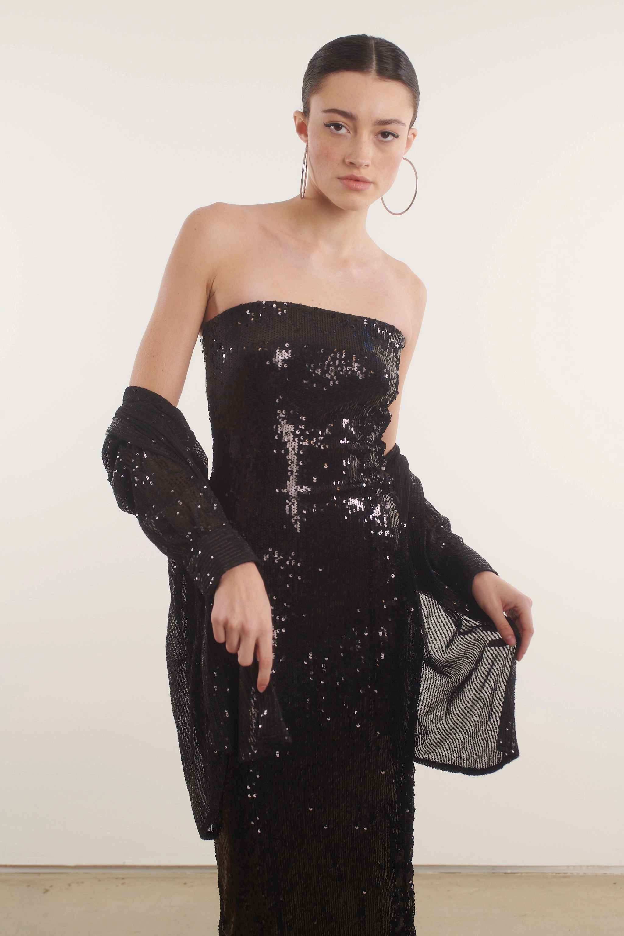 Date Vibe HypoallergenicFiber Black Sequin Tube Dress