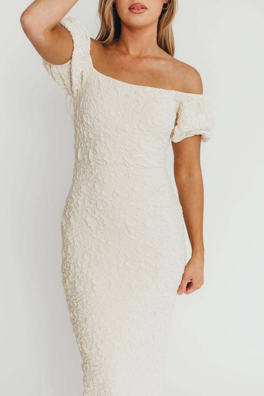 Comfortable Style Blakeley Textured Midi Dress in Ivory - Bump Friendly & Inclusive Sizing (S-3XL)