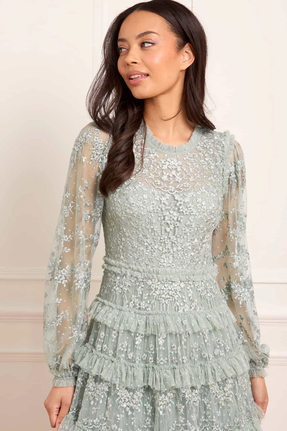 Simple Texture Blossom Lace Ankle Gown