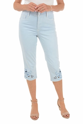 Cozy Design Blue Floral Embroidered Denim Capri Pant