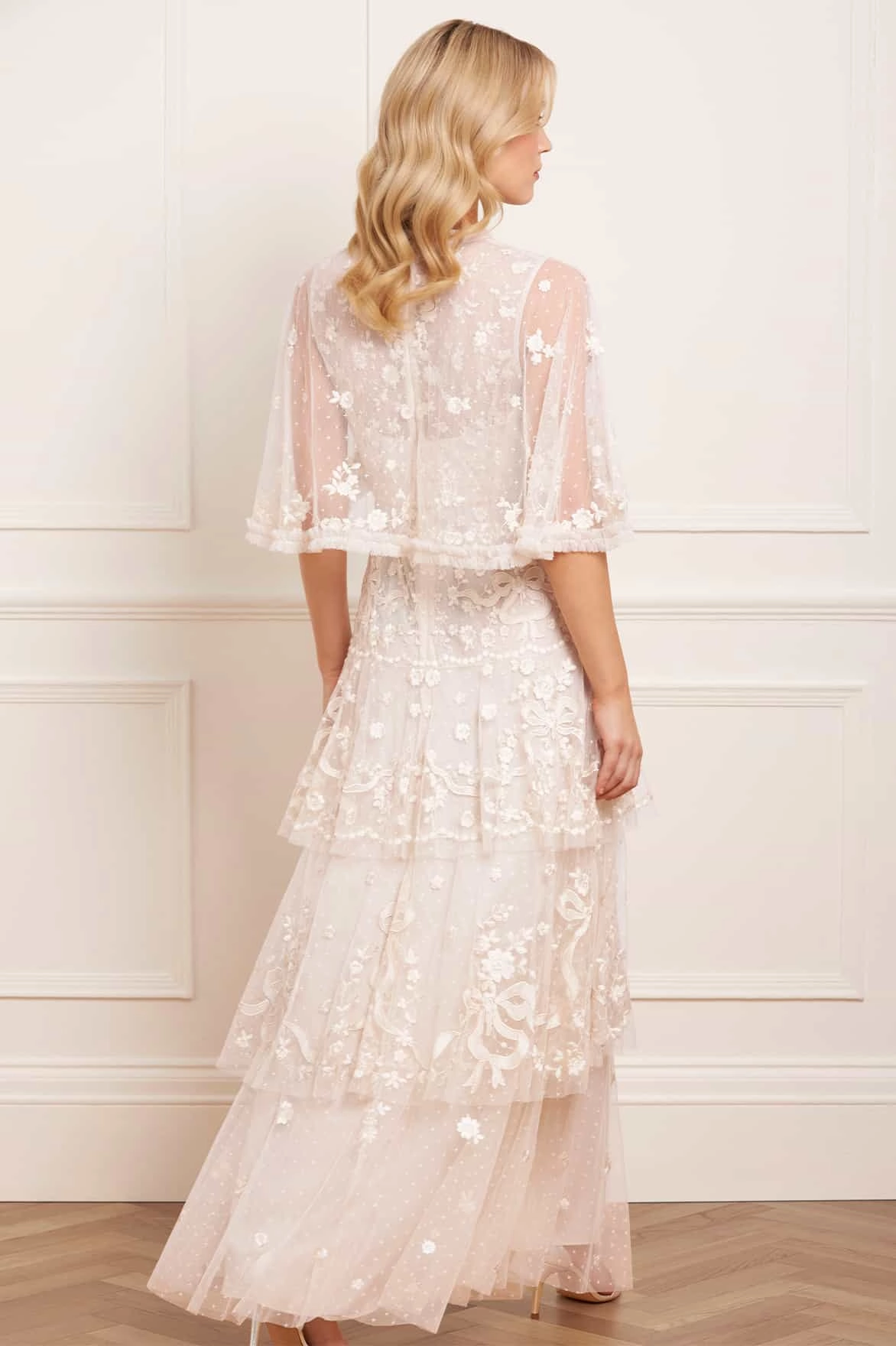 Bonnie Bow Gown Smooth Mood