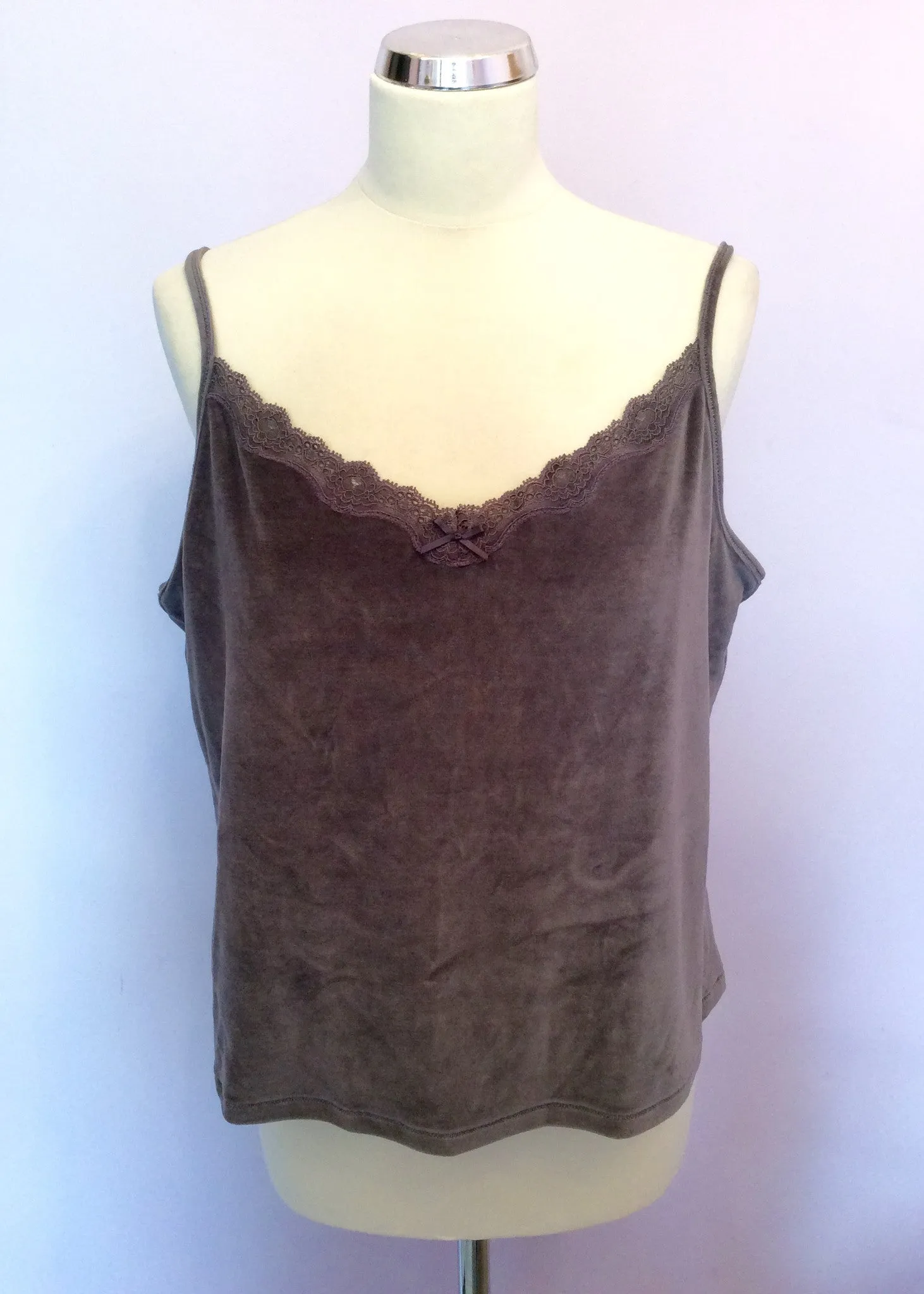 Brand New Active Wear Steel Grey Velour Camisole & Hooded Top Size 22