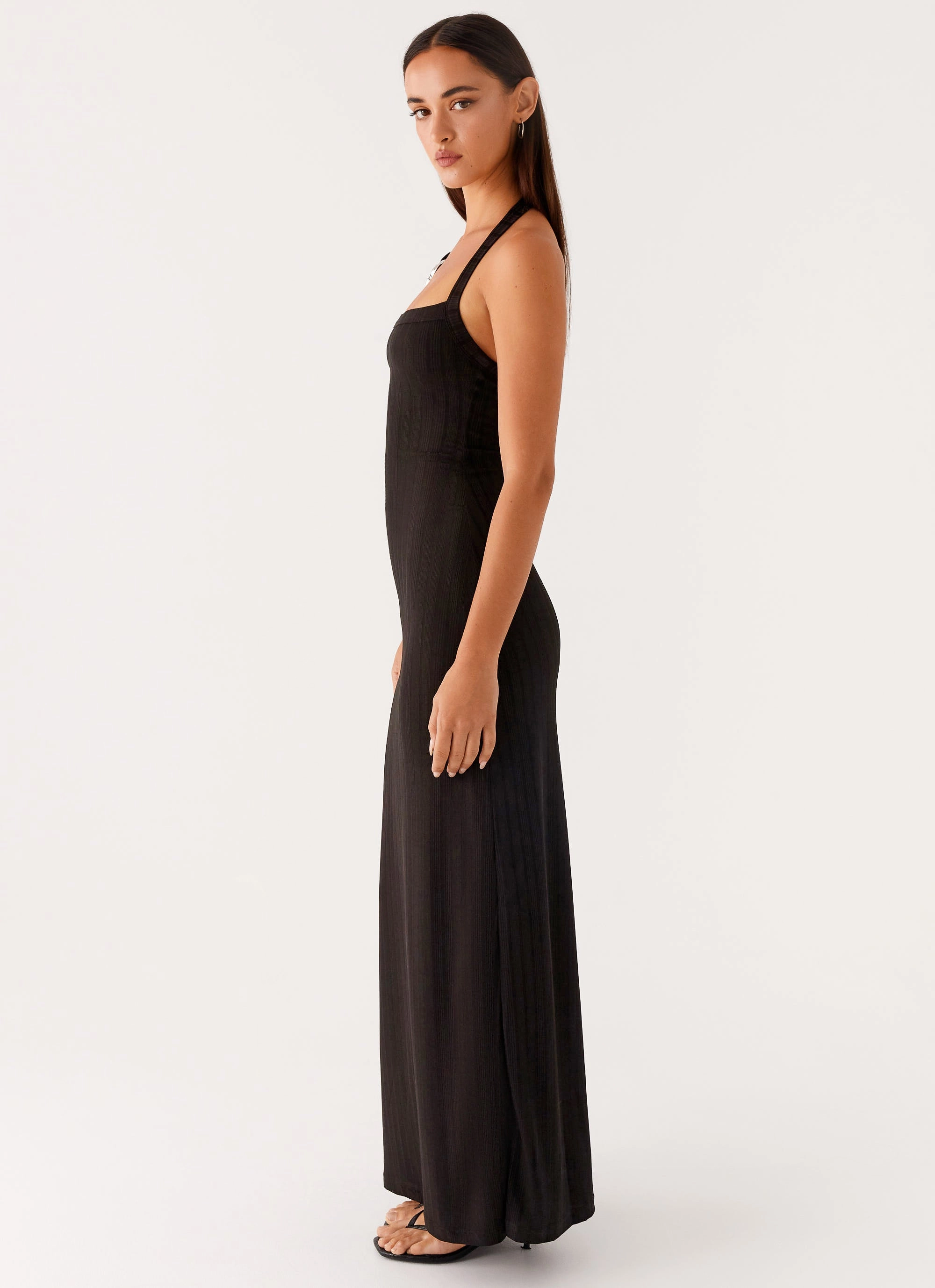 Lightweight-Layer Selene Maxi Dress - Black