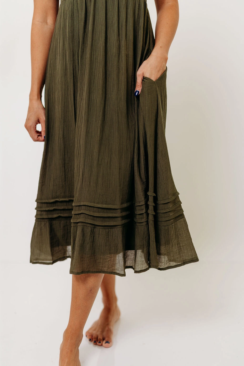 Smooth Lines City Essential Bronte Midi Dress in Calla Green