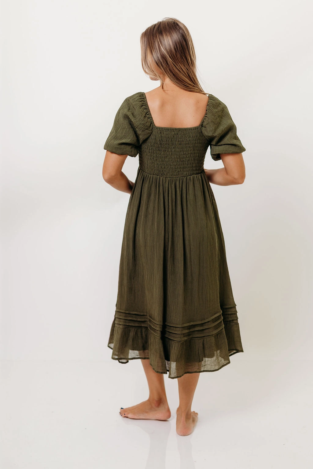 Semi Casual Bold Structure Bronte Midi Dress in Calla Green