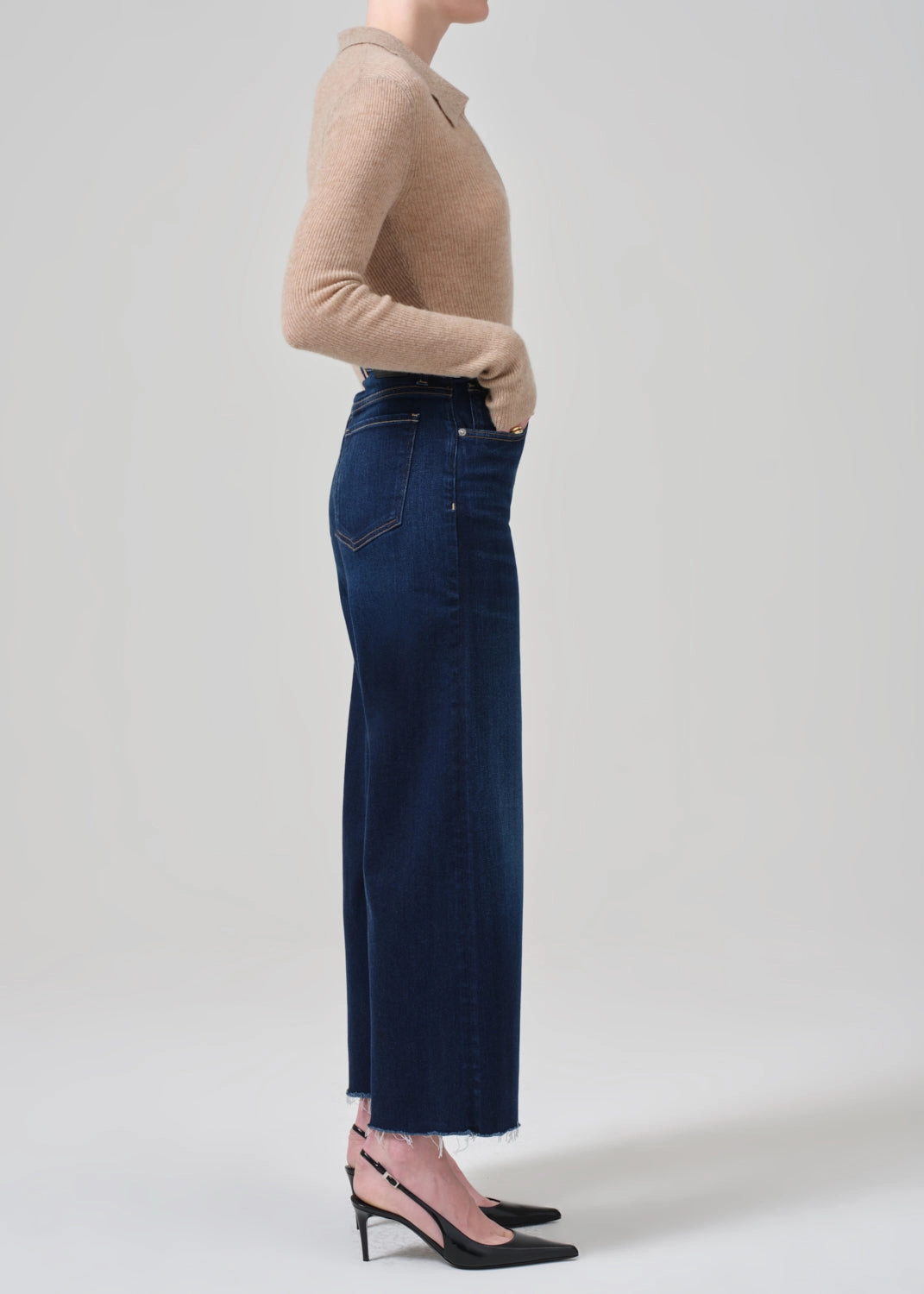 Comfy Option Clean Finish Lyra Wide Leg Crop in Lotus