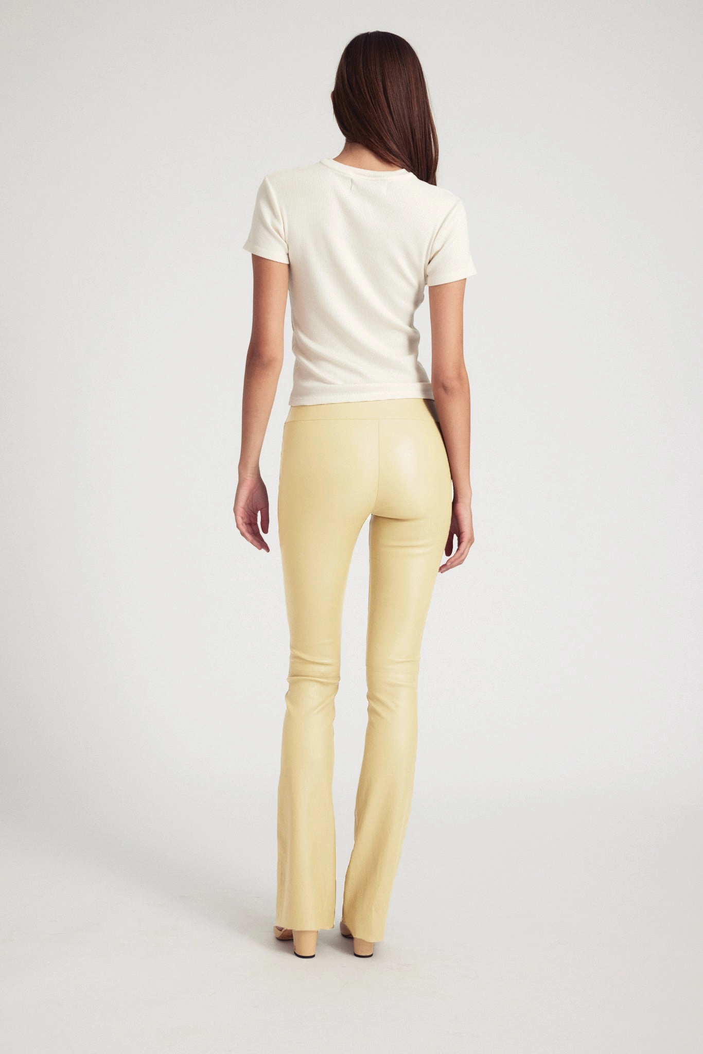 Butter Leather Micro Flare Smooth Compression