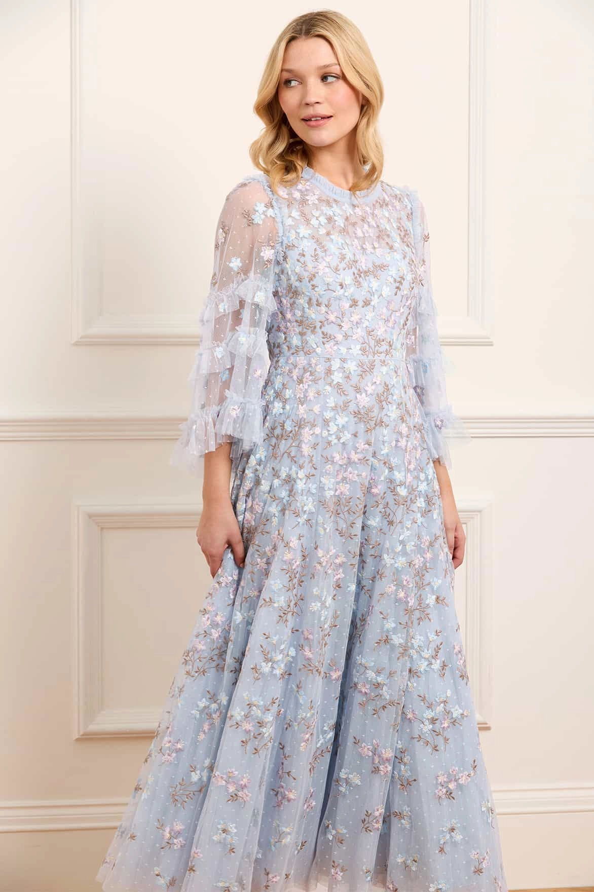 Relax Feel Calm Grace Everett Bloom Round Neck Ankle Gown
