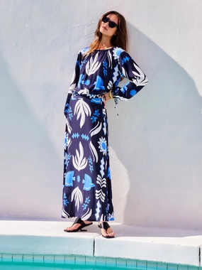 Lexi Skirt in Navy Print Delicate Texture