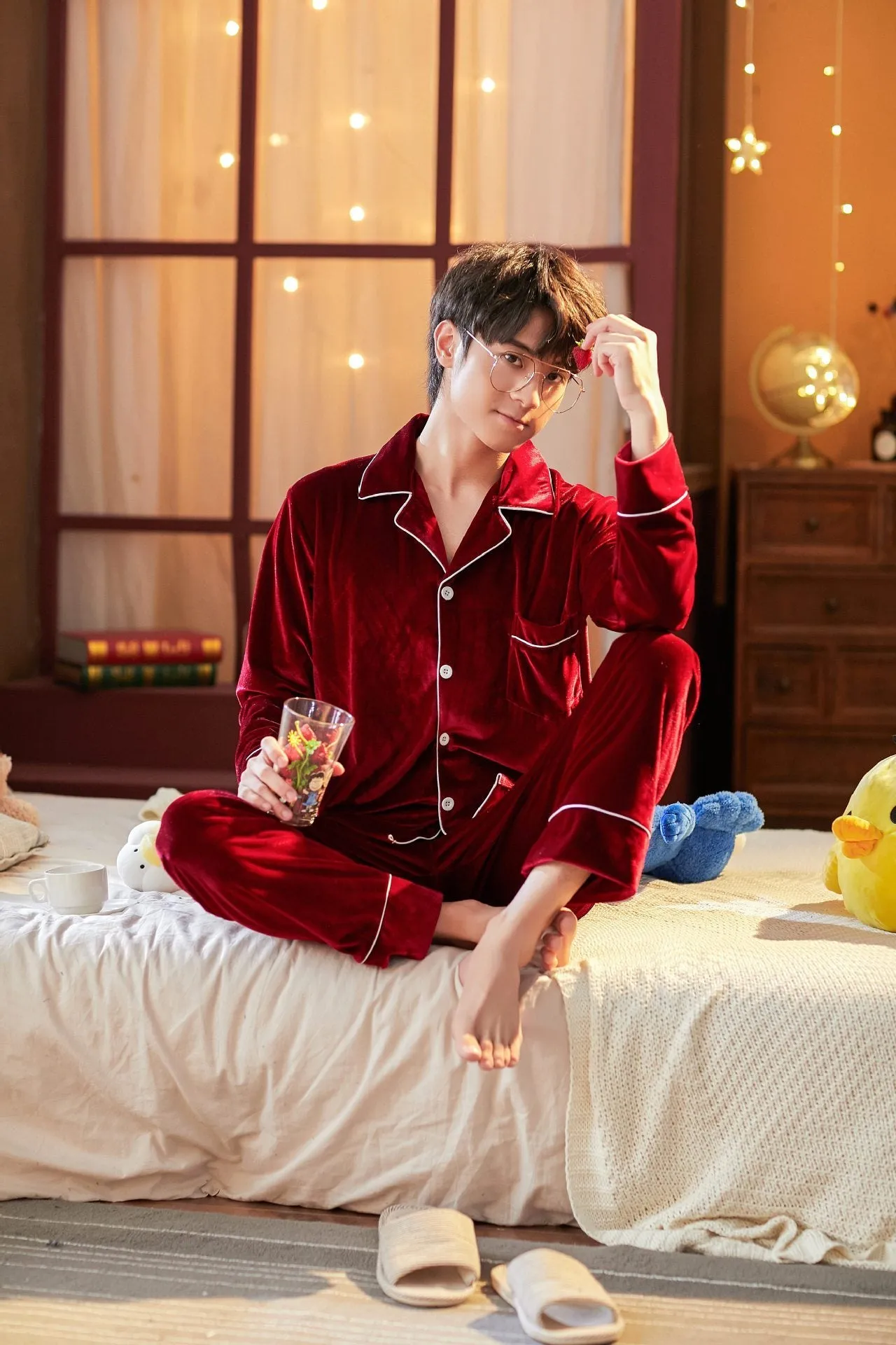 Buy Couple Gold Velvet Long Sleeve Pajamas (Luxury Comfort) - Fashionzapp