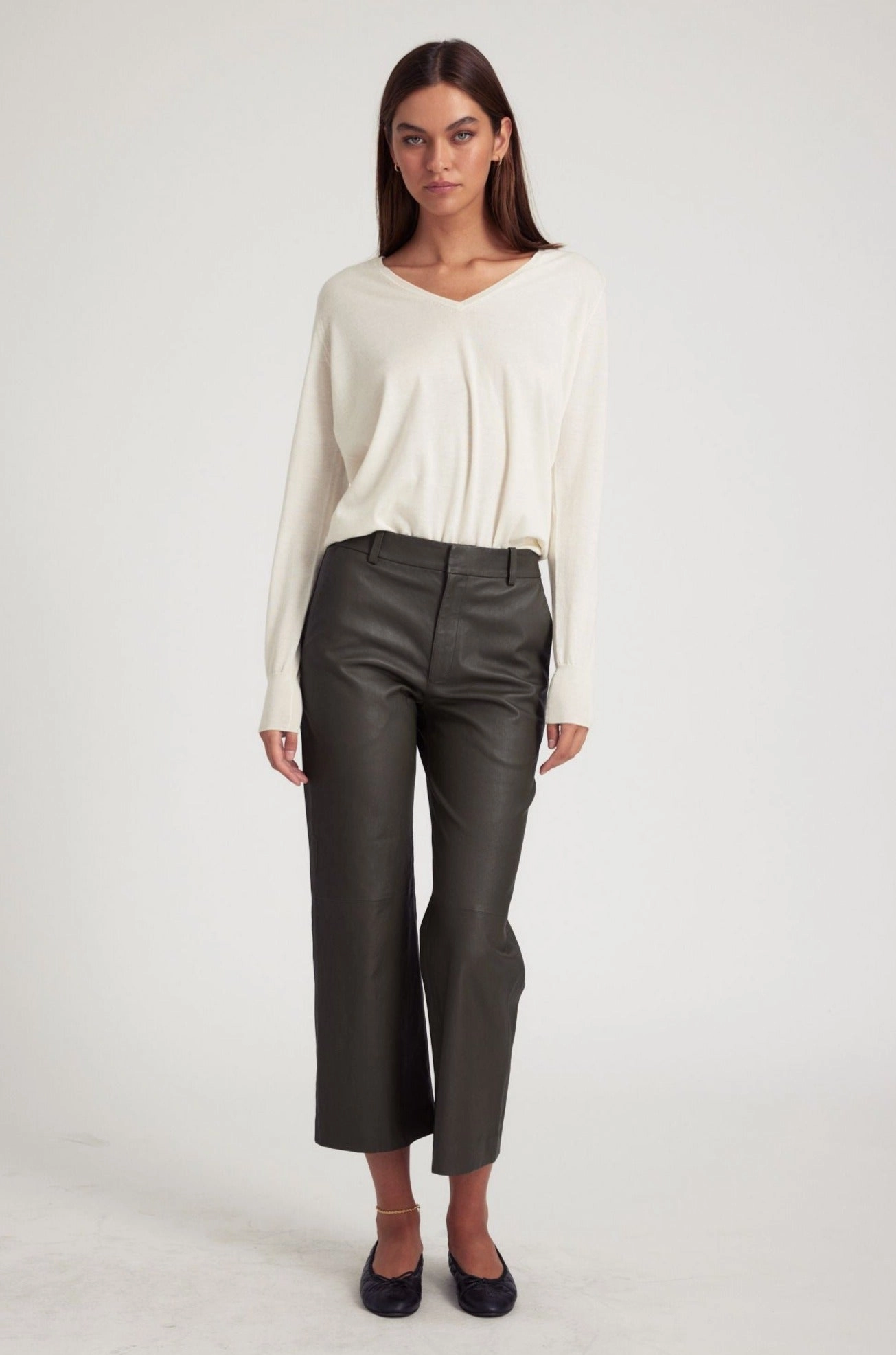 Breathable Wearable Movement Ready Fit Cactus Leather Cropped Trousers