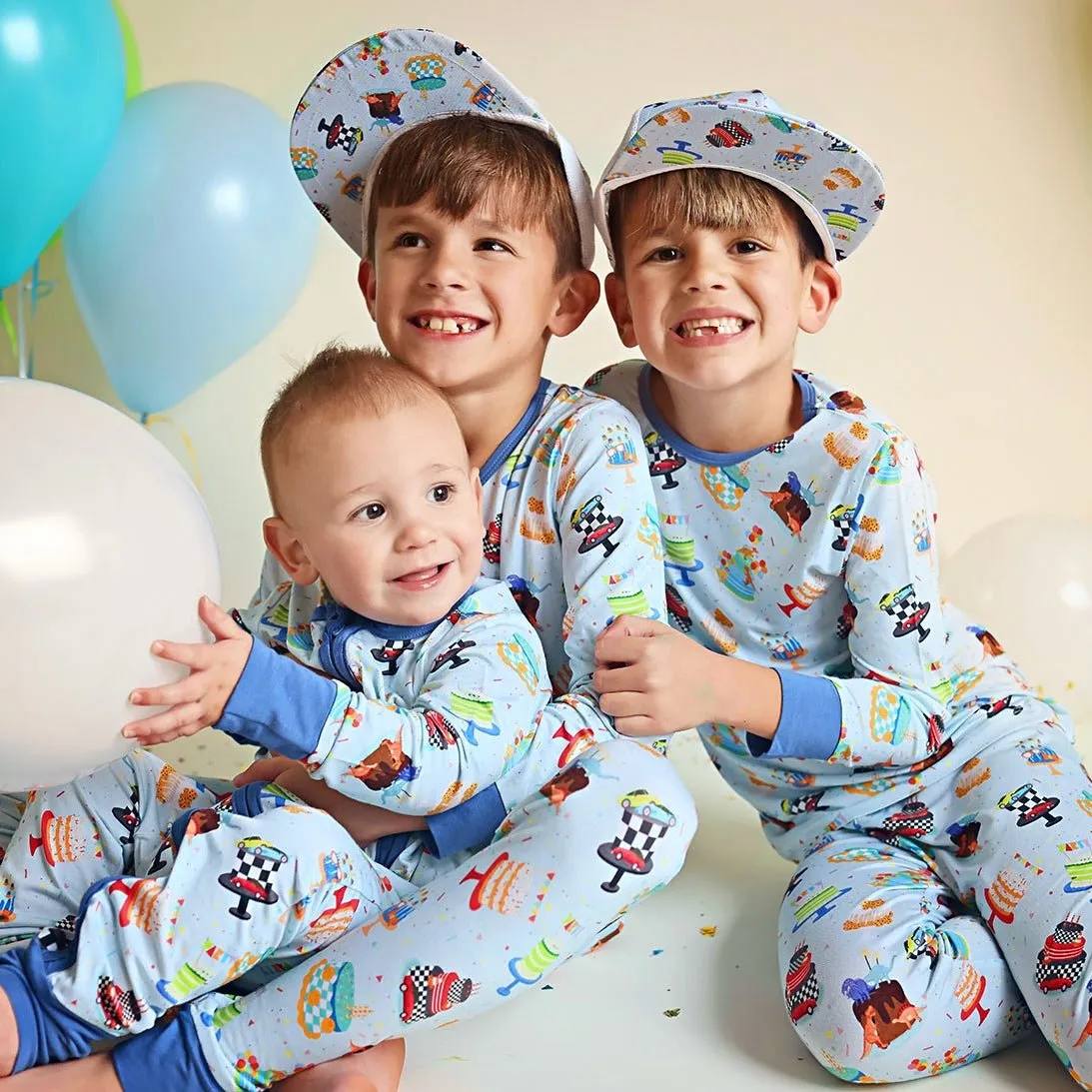 Cakes Long Sleeve Pajamas