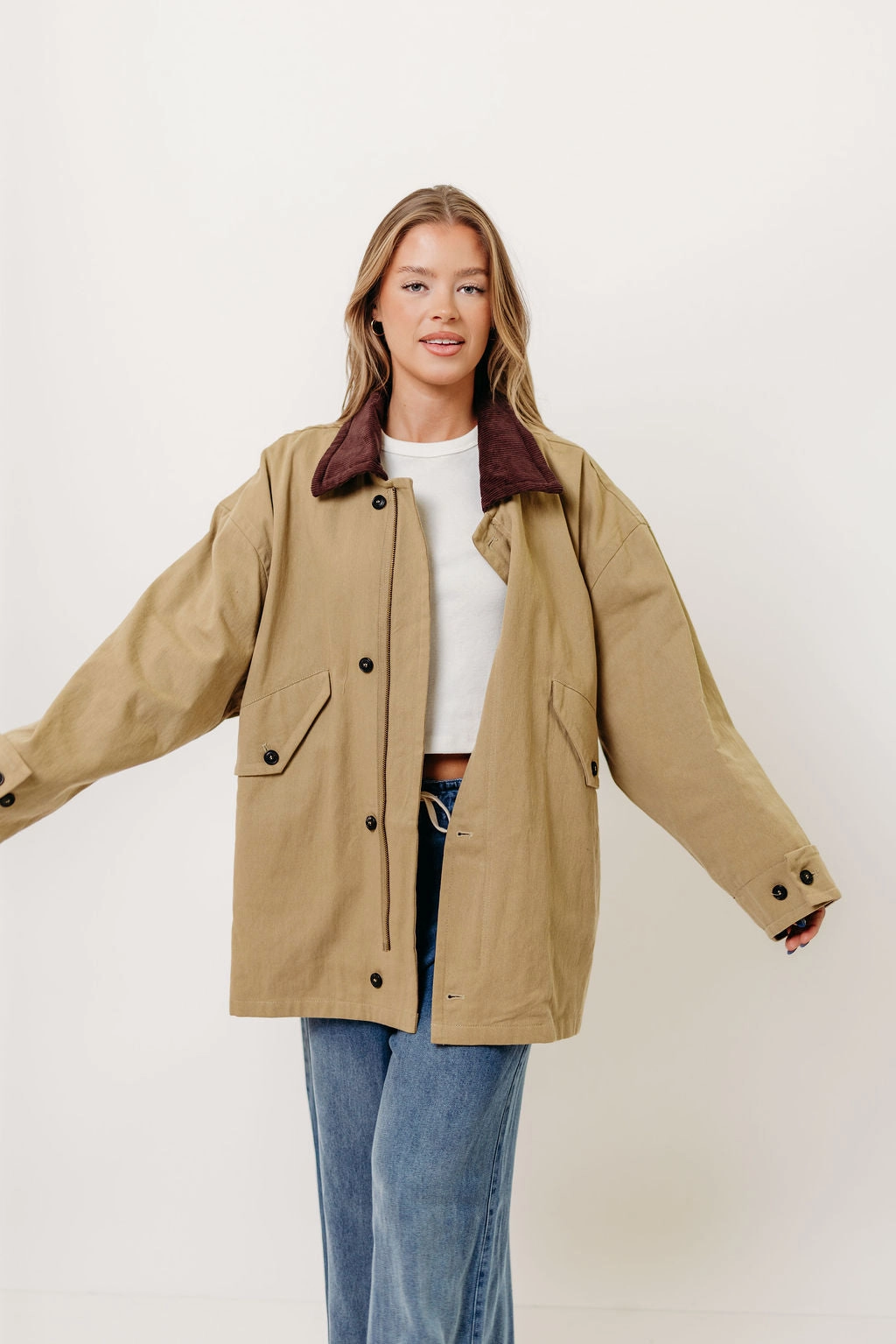Cambridge Utility Jacket in Khaki RecycledPolyesterBlend Neutral Tone Palette