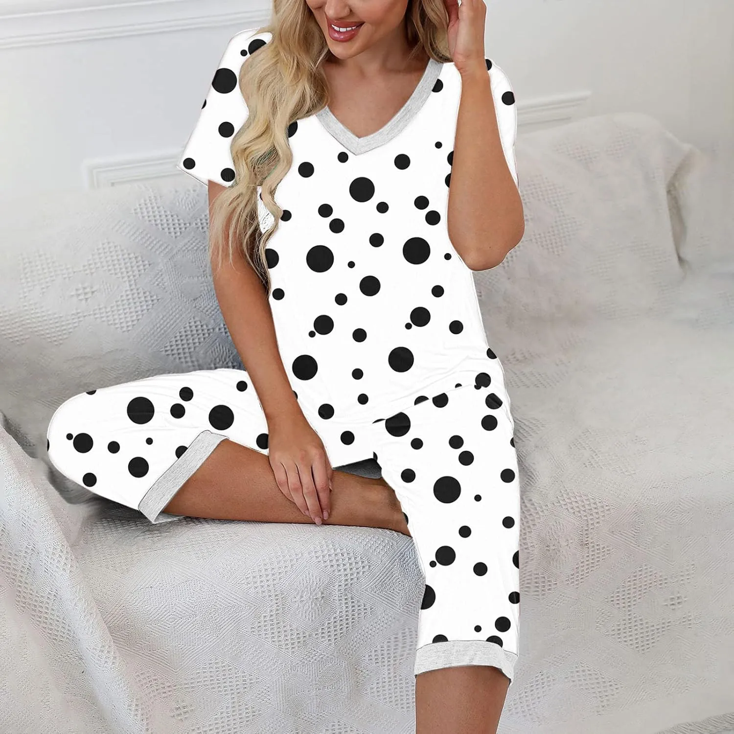 Capris Pajamas Set for Women Dots Printed Color Block Loose V Neck Sleepwear Matching Comfy Pjs Pants Lounge Sets