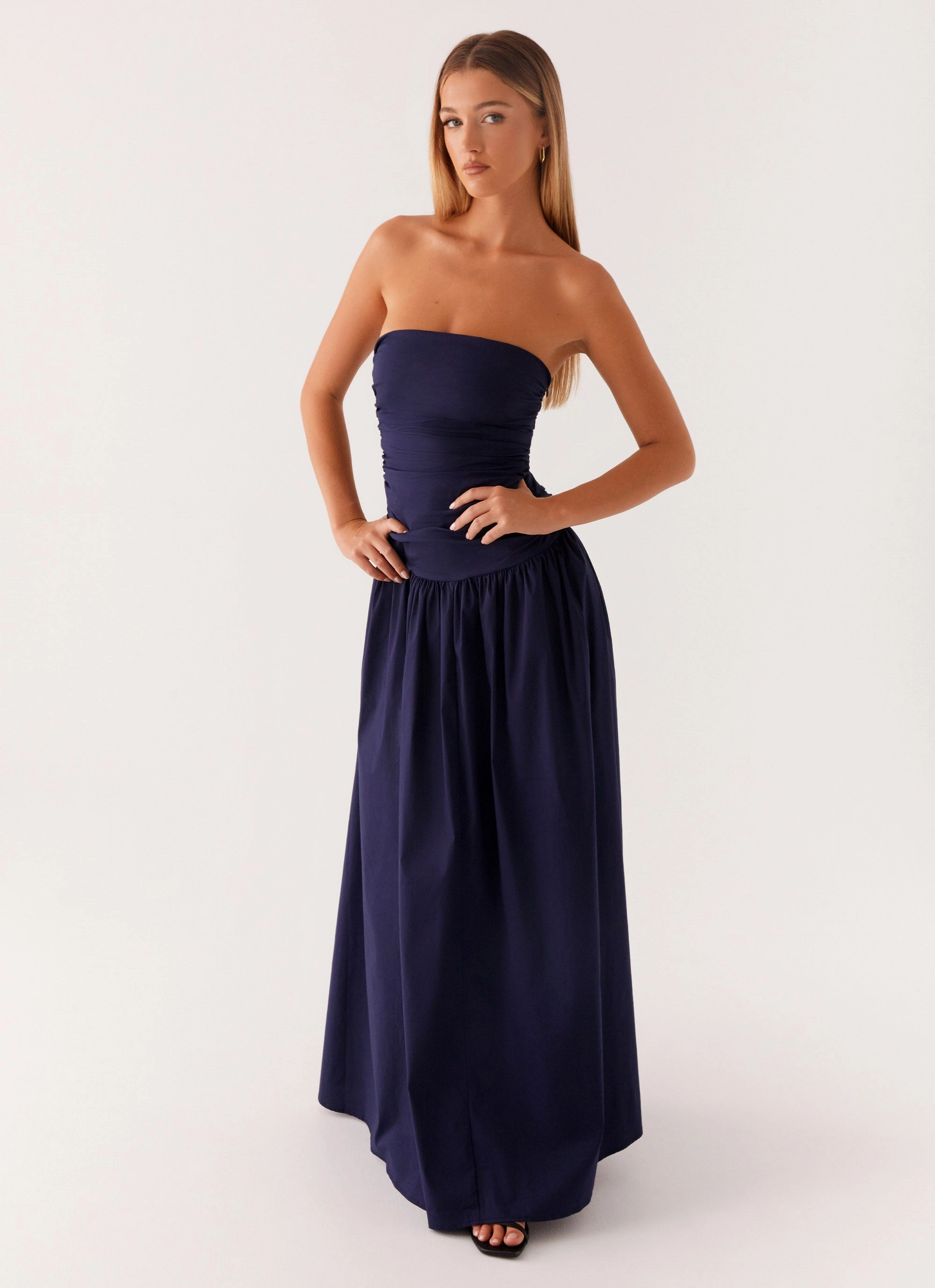 Carmel Maxi Dress - Navy Stylish Vibe Minimal Mood