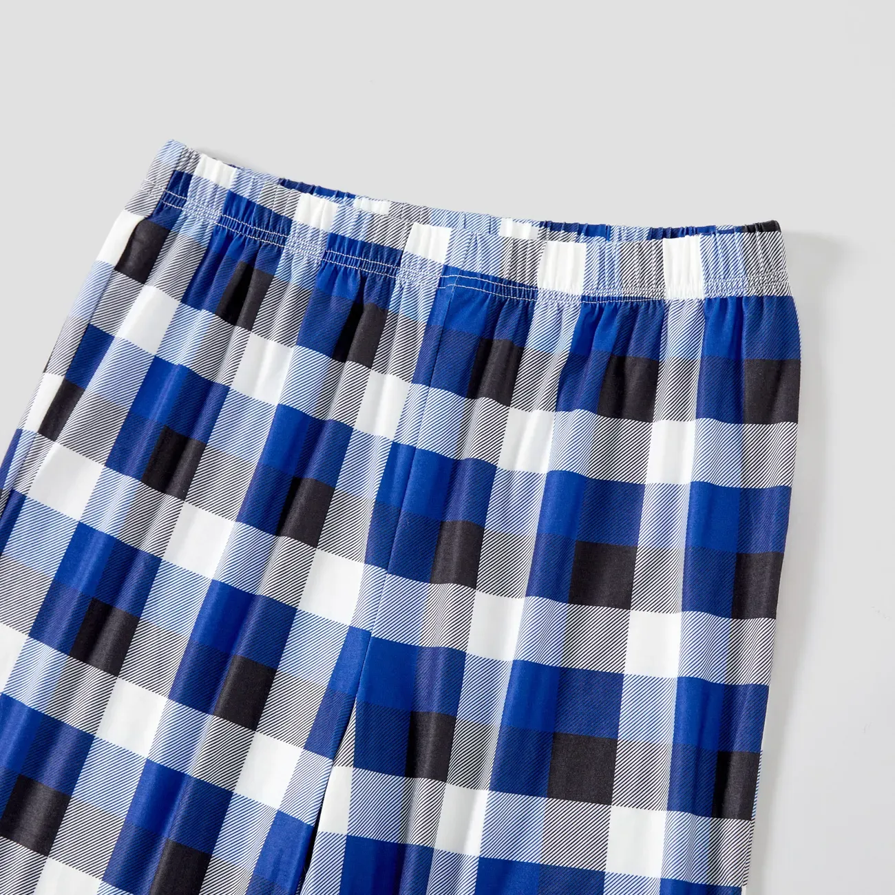 Cartoon Pattern and Christmas Slogan Printed Blue and White Plaid Family Matching Pajamas