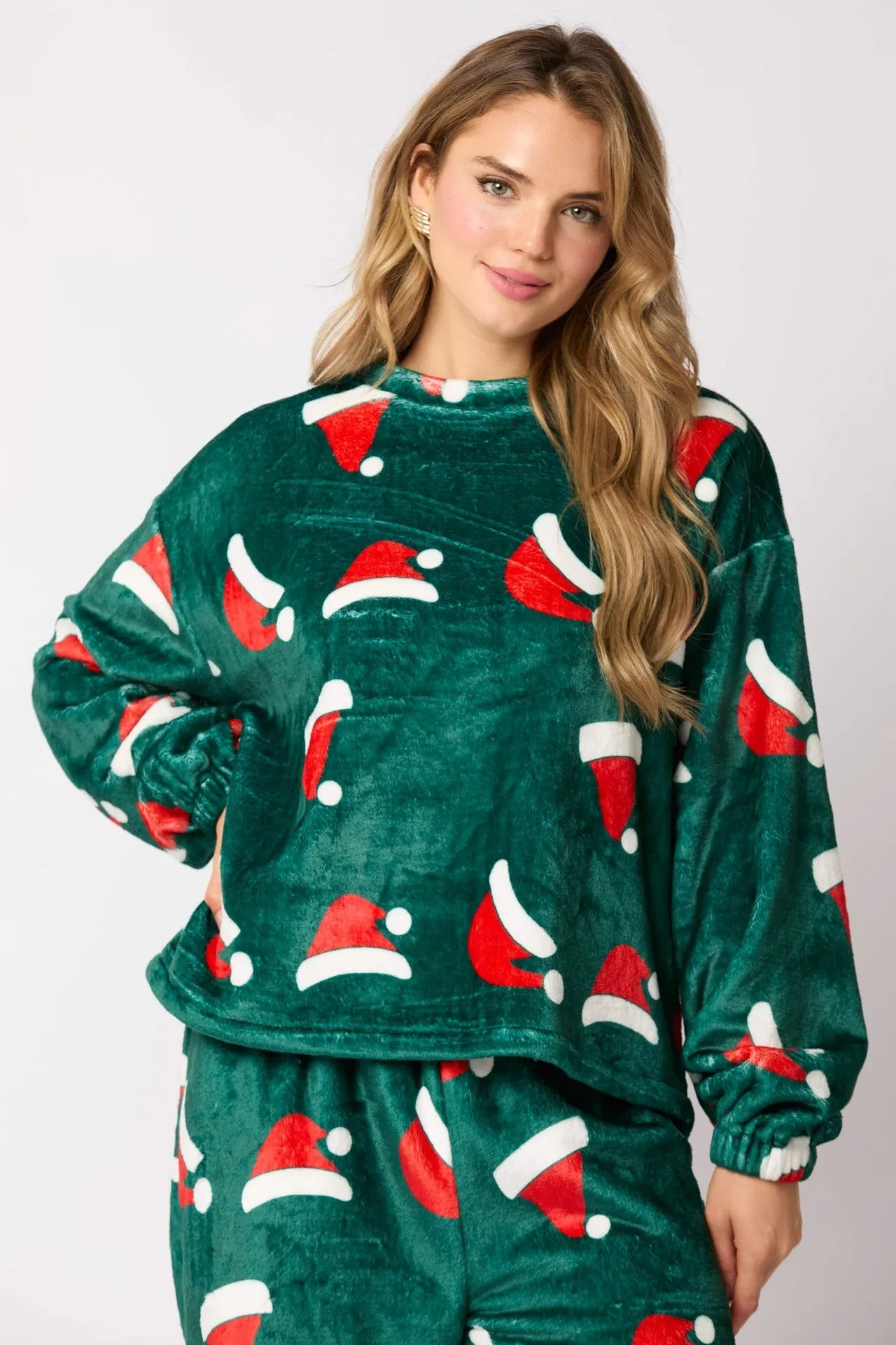 Casual Flannel Pajama Sets For Women 2 Piece Cute Long Sleeve Matching Lounge Shirts Sets Santa Claus Pajamas Homewear