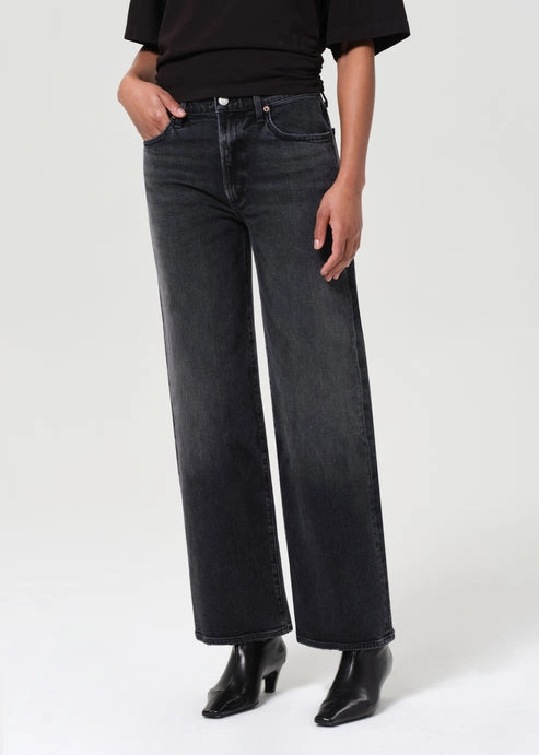 Outdoor Adventure Stylish Harper Straight Jean in Radius
