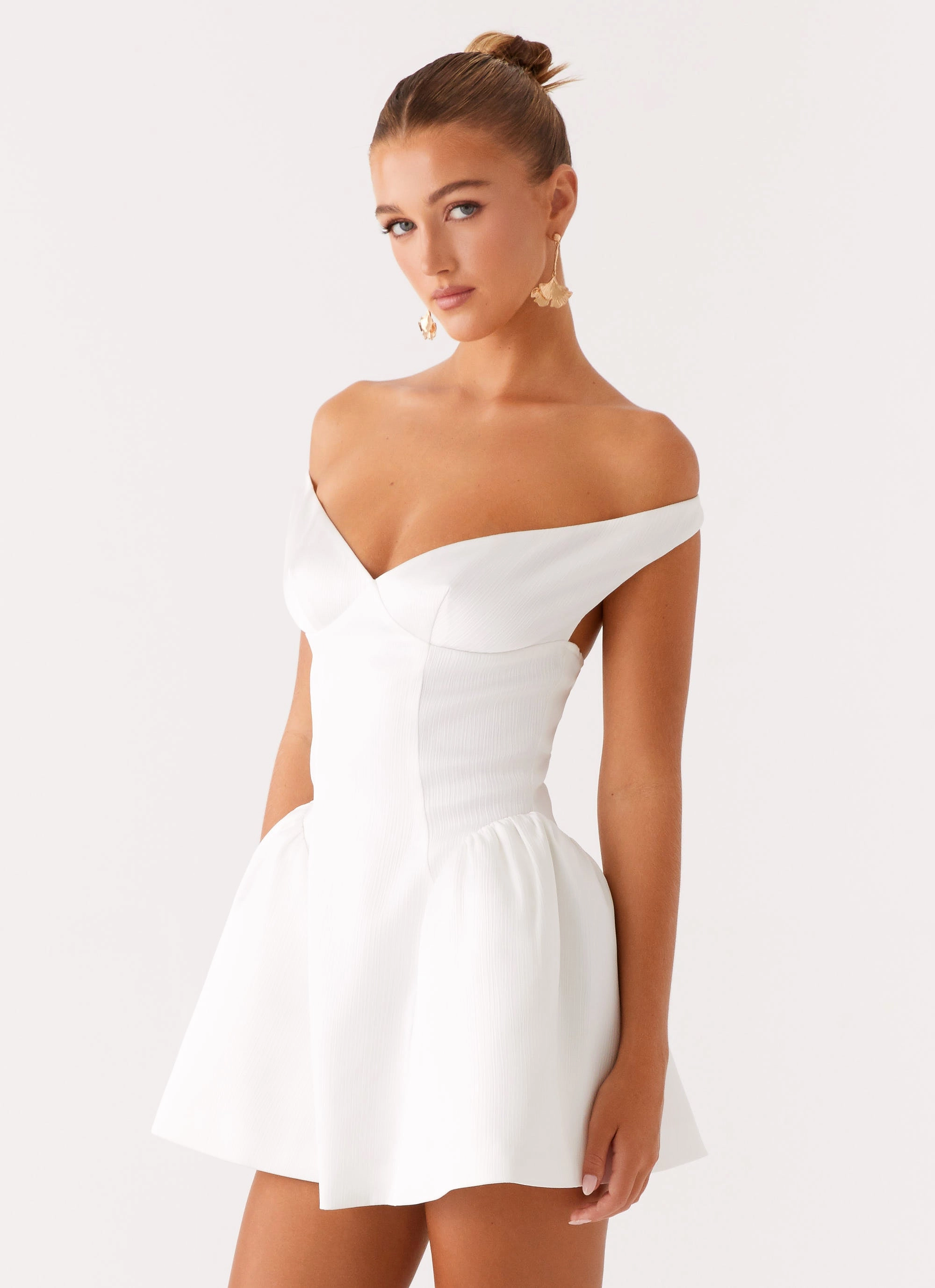 Contemporary Vibe Relaxed Waist Fit Cavella Mini Dress - White