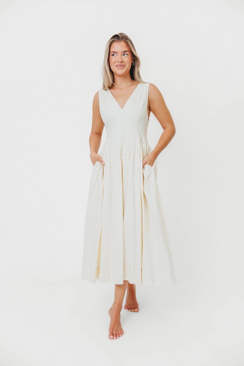 High-waisted evening piece Cece 100% Cotton Bow Detail Woven Maxi Dress in Off-White