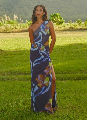 Dreamy Motion Zanzibar Maxi Dress - Dark Floral