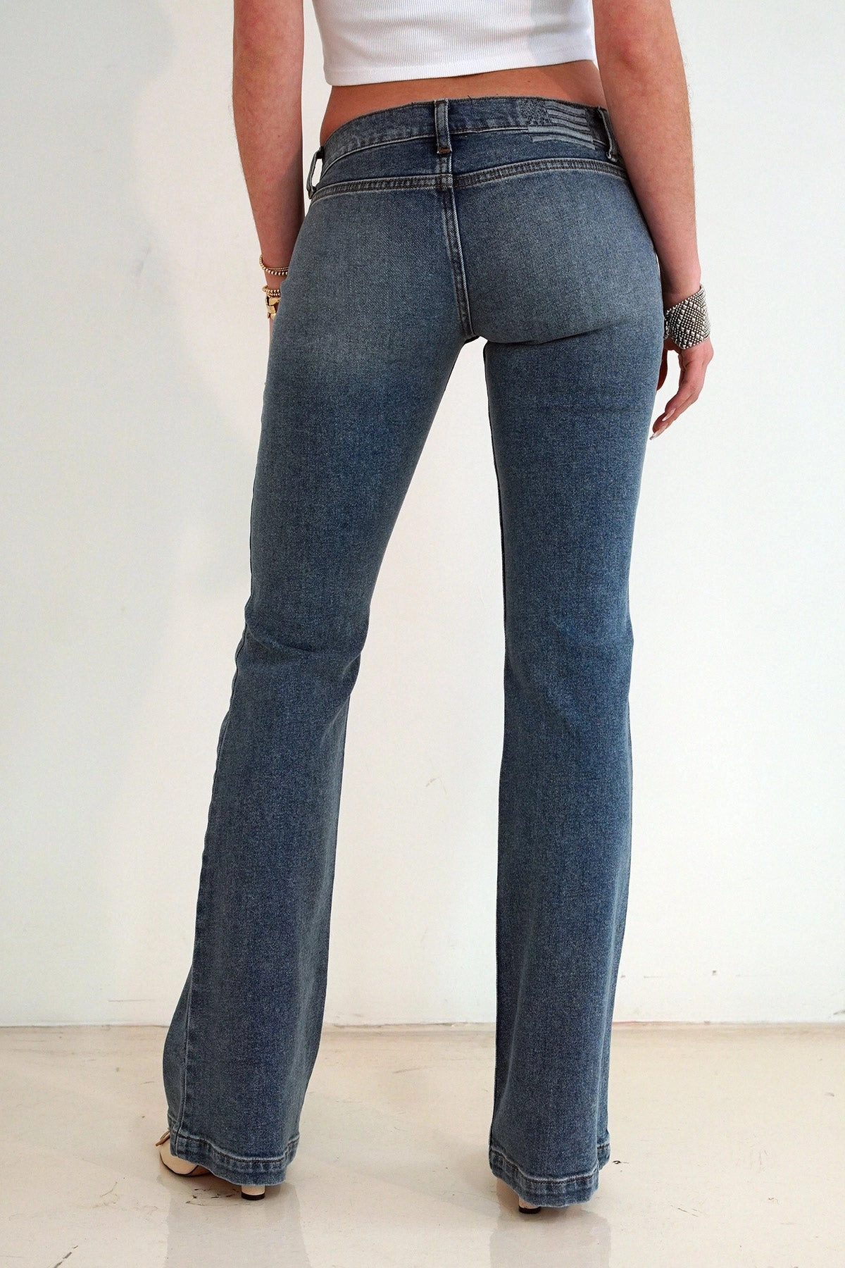 818 / Studio City Versatile Wearable Stretch Layer Fit