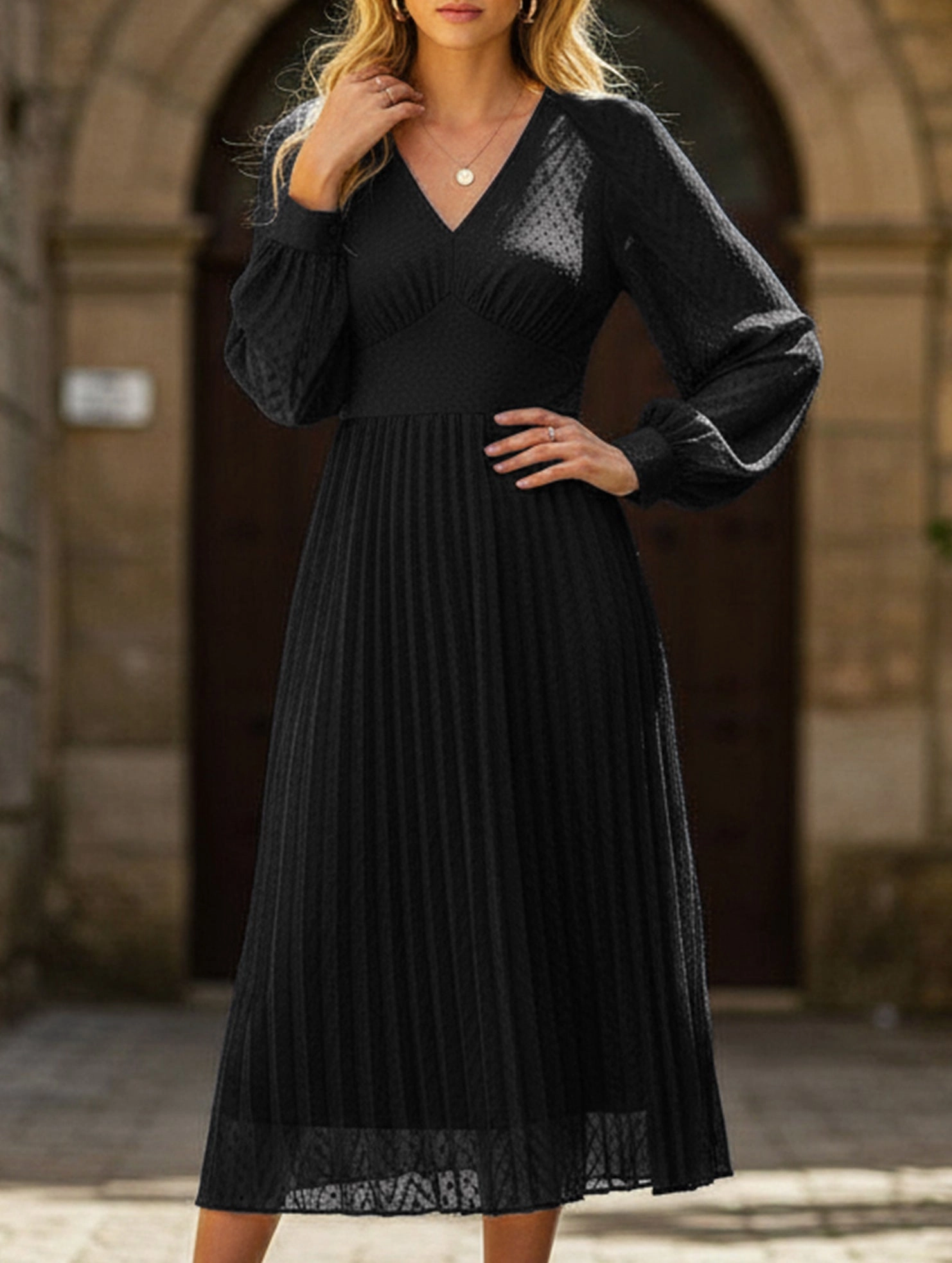 Long-sleeved pure color dress with high-end feel Soft-touch daywear MultiPurposePockets
