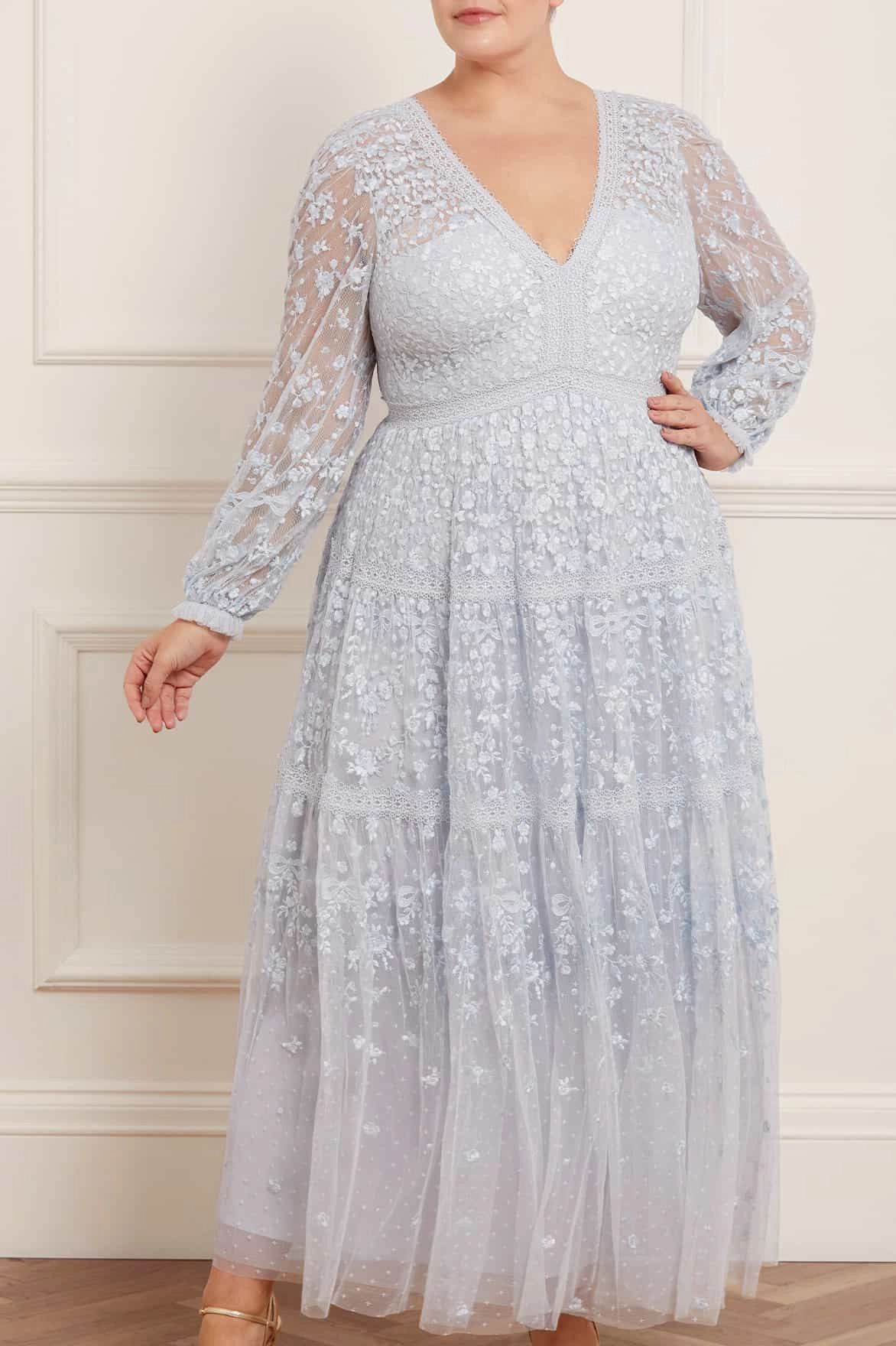 Sharp Profile Celestia Ribbon Ankle Gown